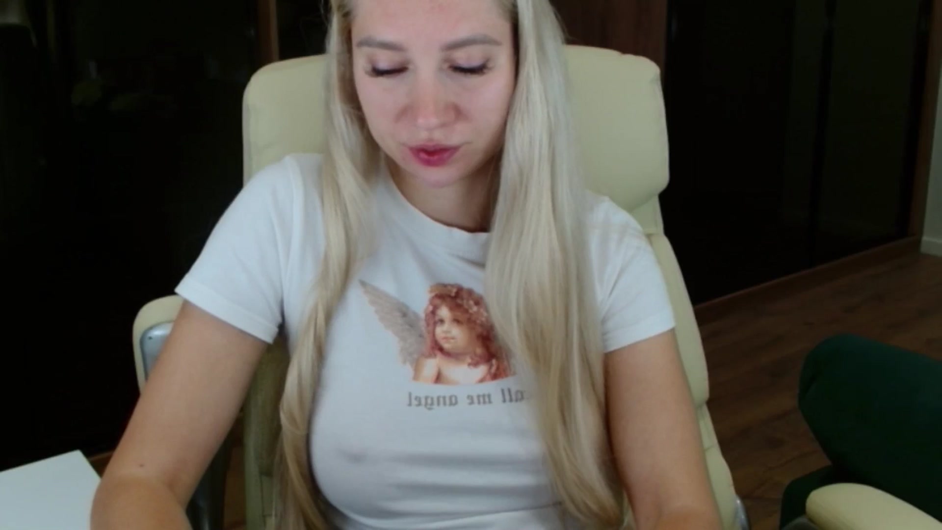 Gallery image thumbnail from Miss_Sylvia's myfreecams stream on, 08/28/2025, 14:30 image 10 of 20