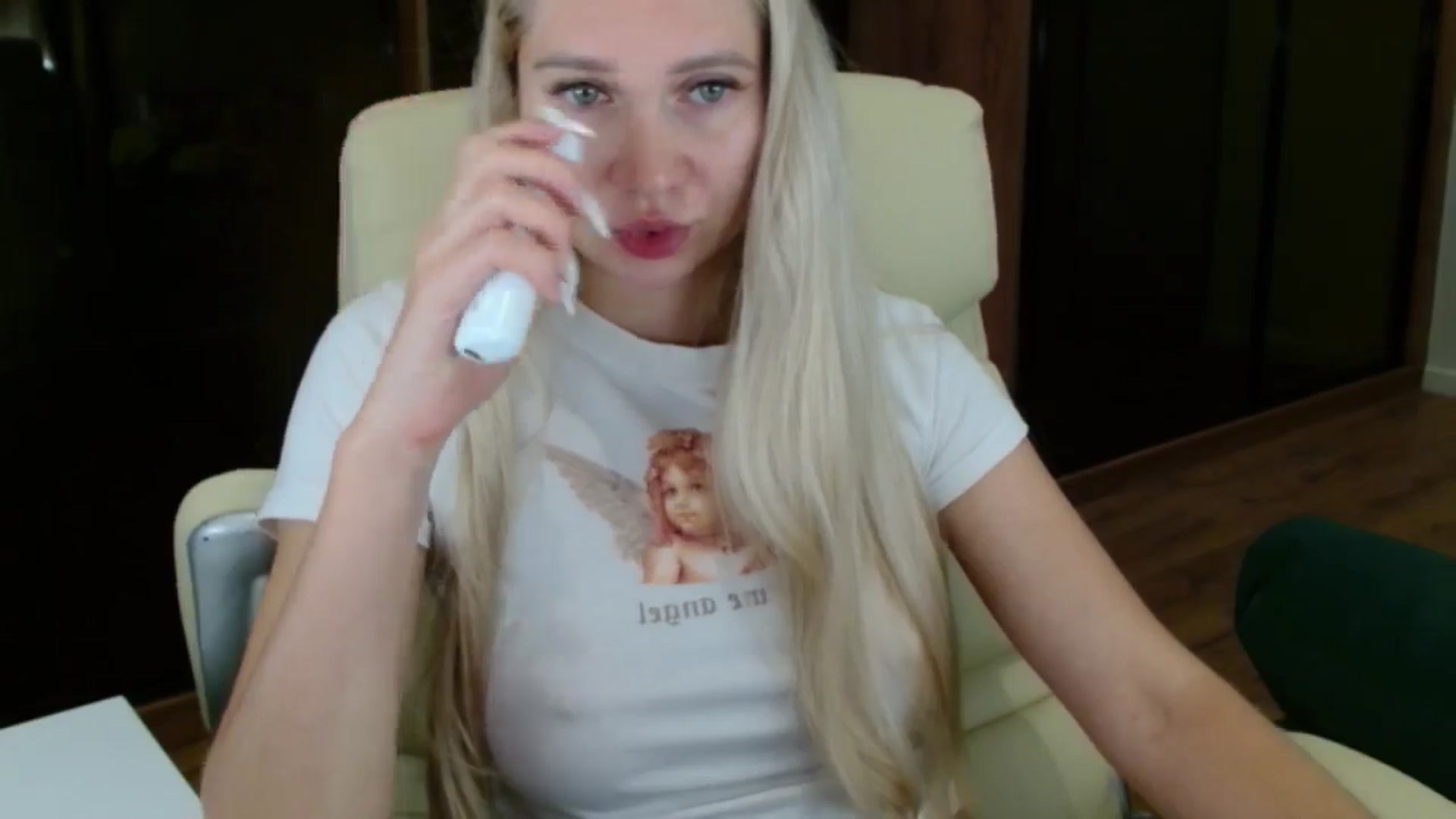 Gallery image thumbnail from Miss_Sylvia's myfreecams stream on, 08/28/2025, 14:30 image 12 of 20