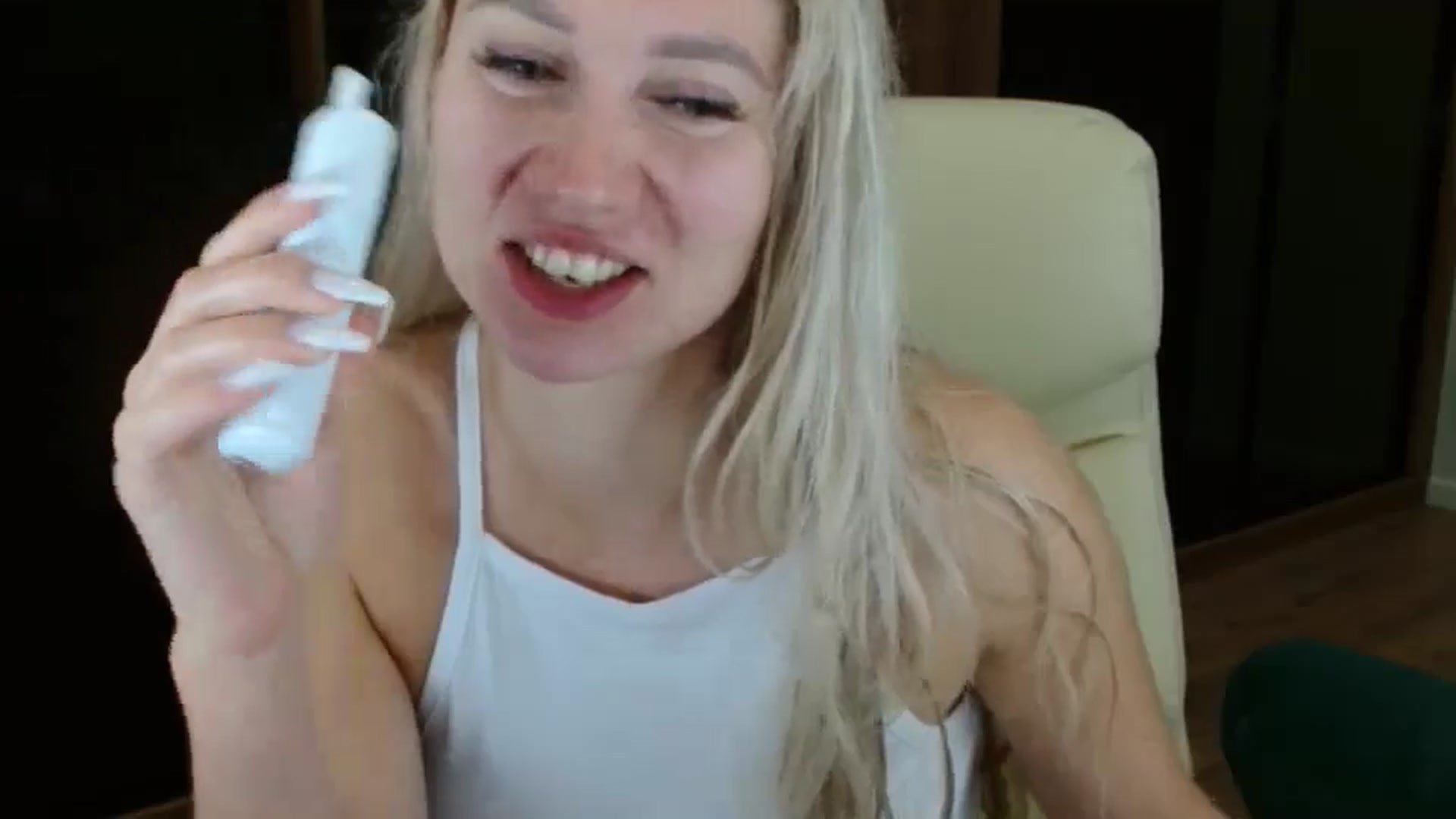 Gallery image thumbnail from Miss_Sylvia's myfreecams stream on, 08/29/2025, 19:55 image 6 of 20