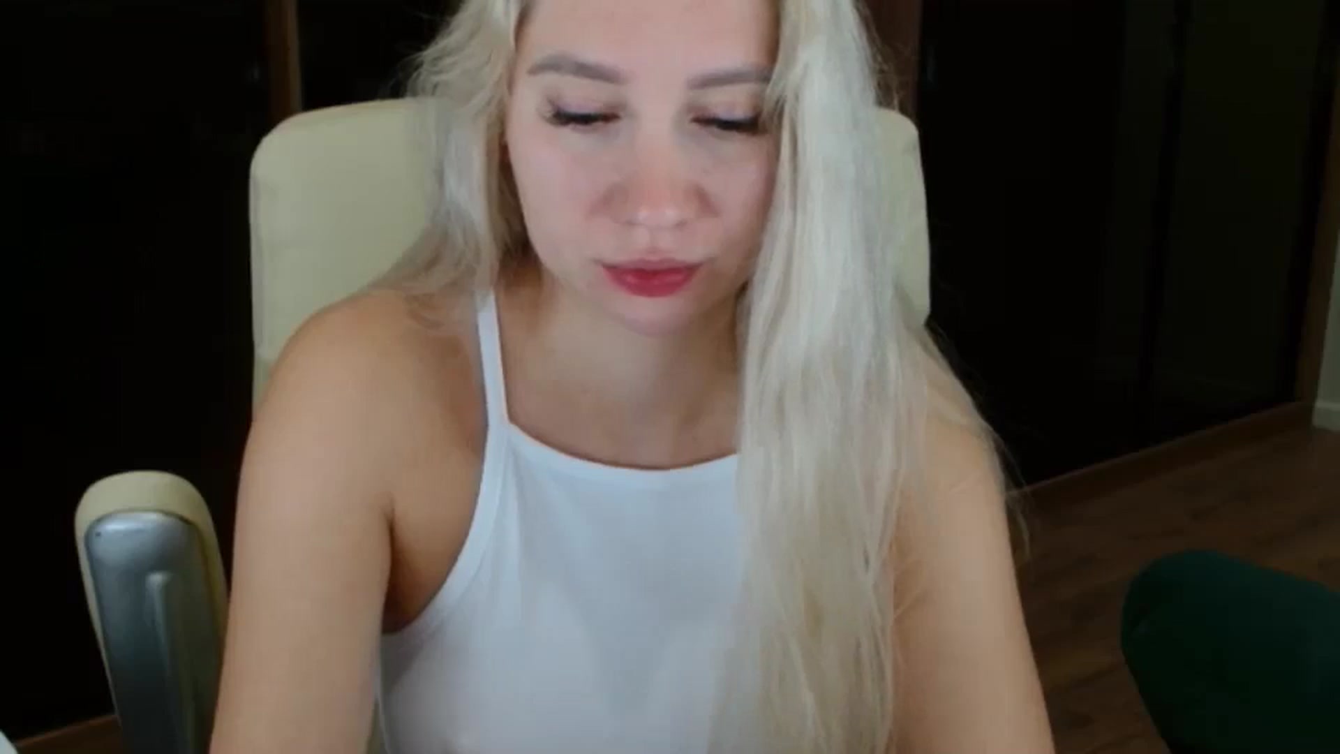 Gallery image thumbnail from Miss_Sylvia's myfreecams stream on, 08/29/2025, 20:40 image 13 of 20