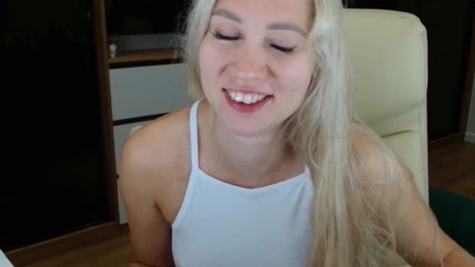 Gallery image thumbnail from Miss_Sylvia's myfreecams stream on, 08/29/2025, 20:40 image 7 of 20