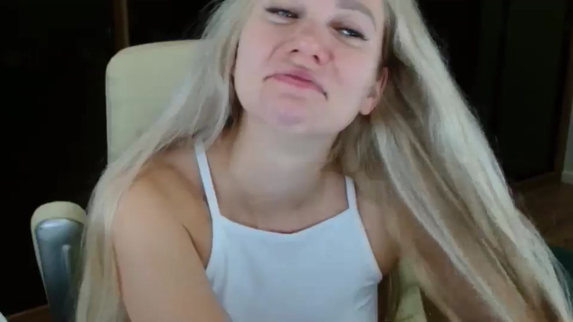 Gallery image thumbnail from Miss_Sylvia's myfreecams stream on, 08/29/2025, 20:40 image 14 of 20