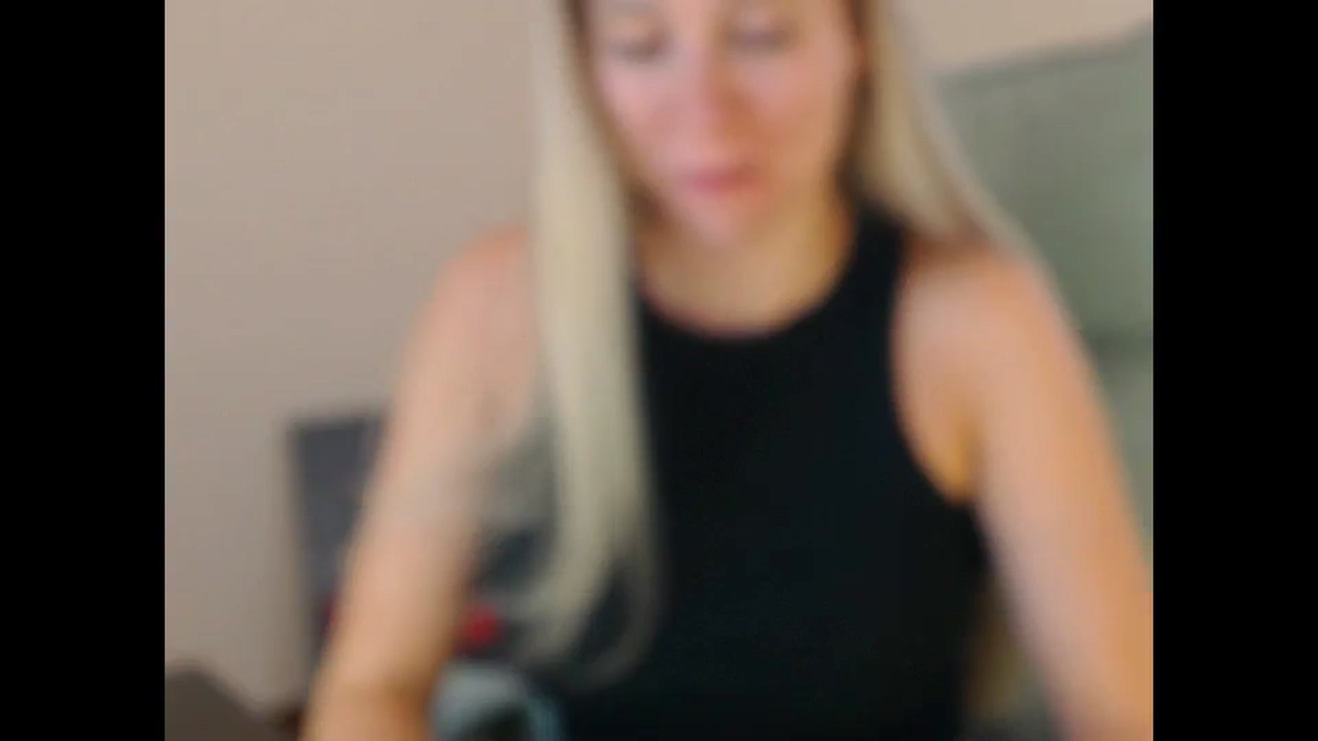Gallery image thumbnail from Miss_Sylvia's myfreecams stream on, 09/01/2025, 17:38 image 9 of 20
