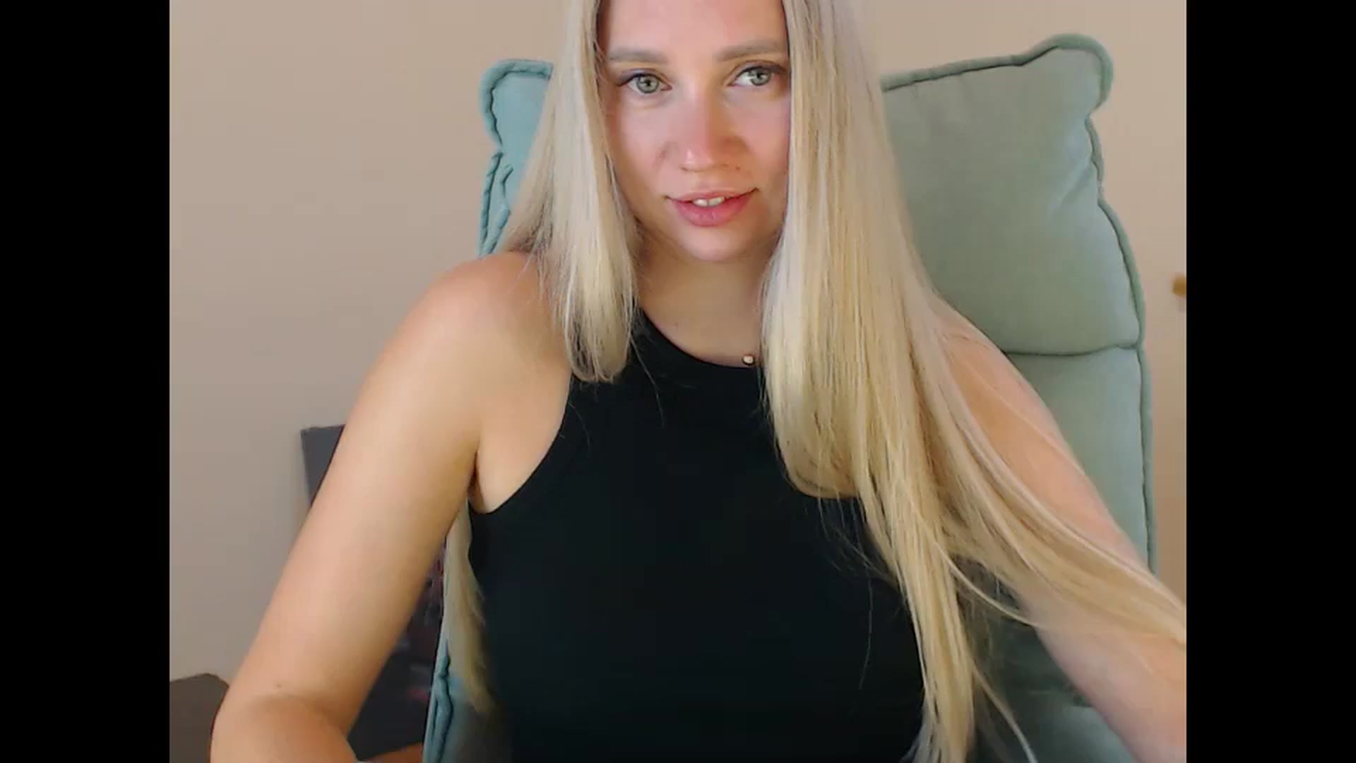 Gallery image thumbnail from Miss_Sylvia's myfreecams stream on, 09/01/2025, 17:38 image 14 of 20