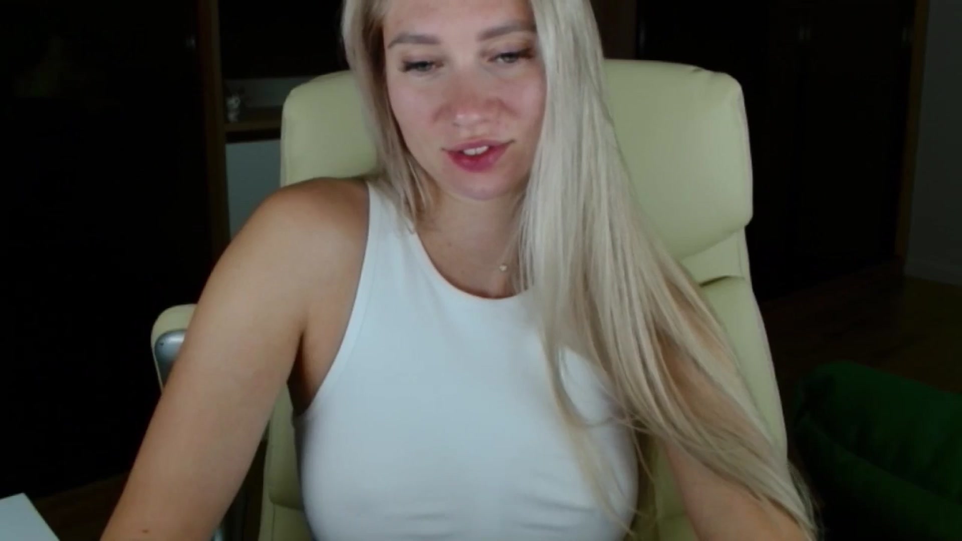 Gallery image thumbnail from Miss_Sylvia's myfreecams stream on, 09/02/2025, 16:58 image 17 of 20