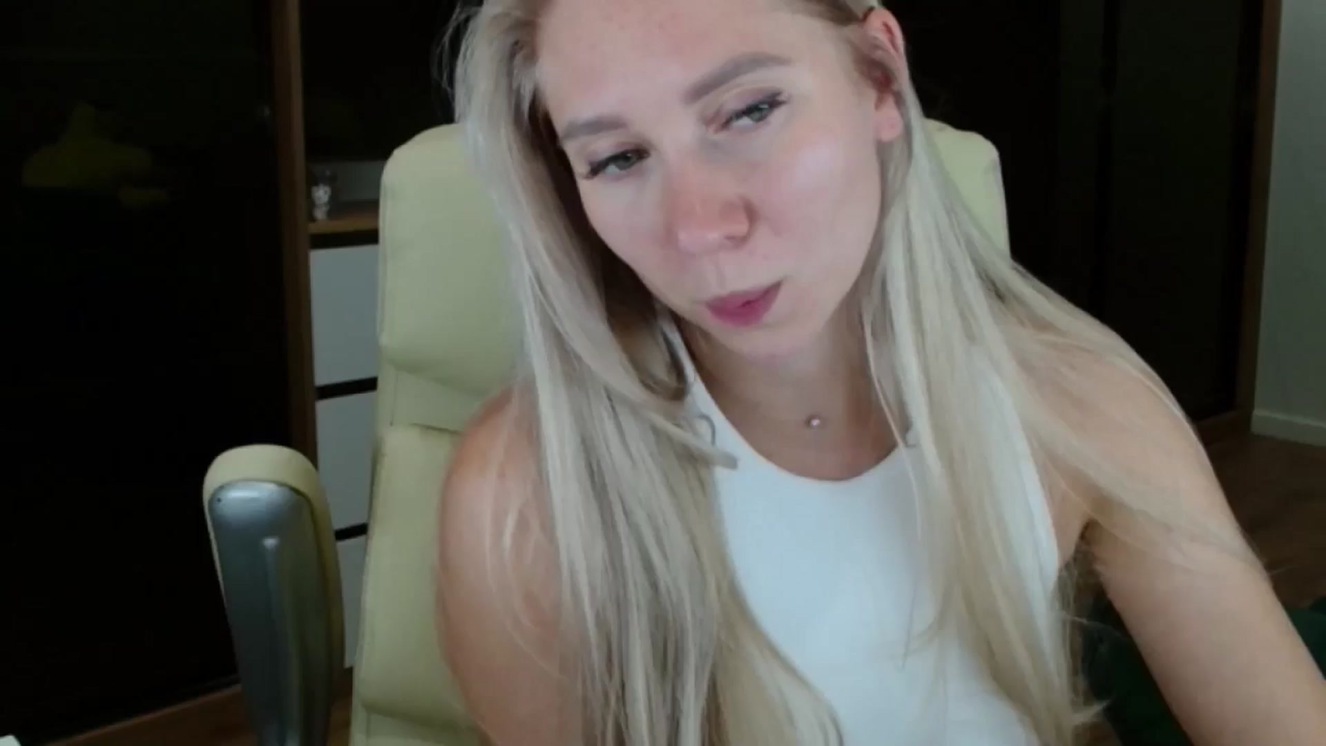 Gallery image thumbnail from Miss_Sylvia's myfreecams stream on, 09/02/2025, 17:42 image 12 of 20