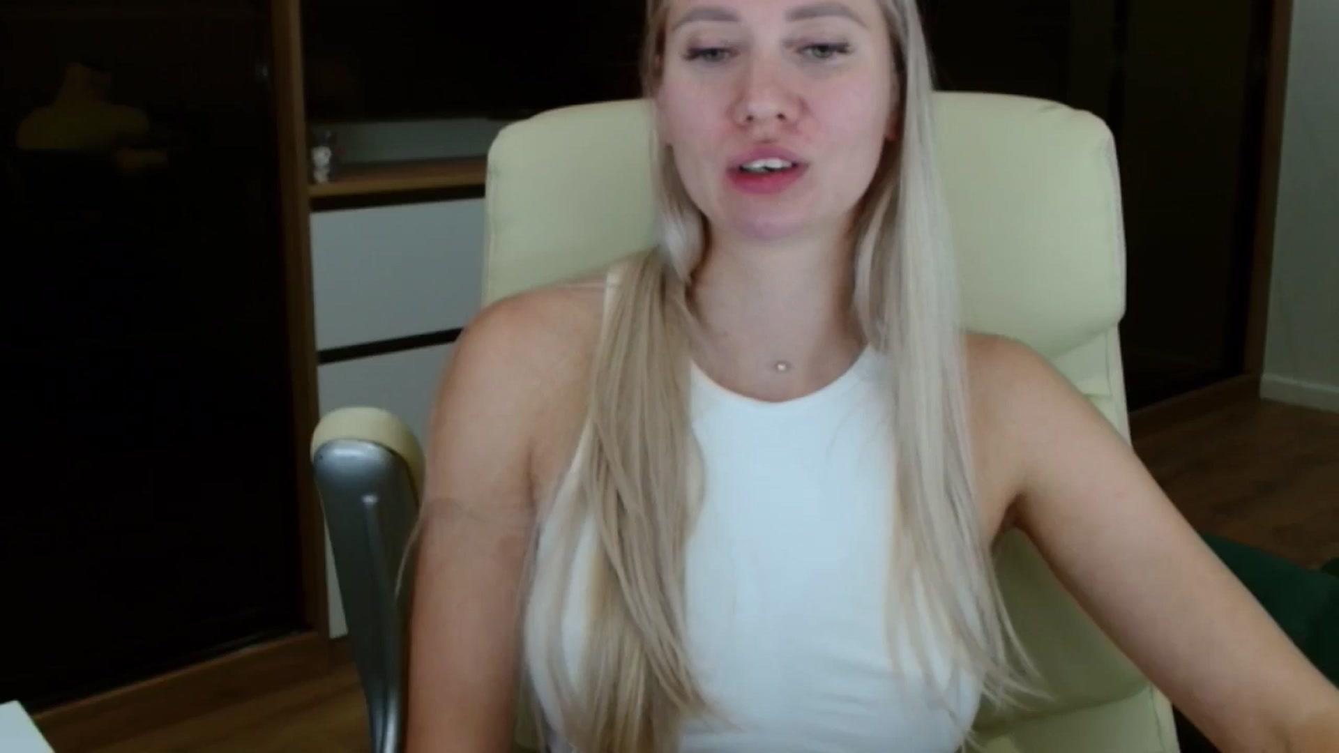Gallery image thumbnail from Miss_Sylvia's myfreecams stream on, 09/02/2025, 18:38 image 11 of 20