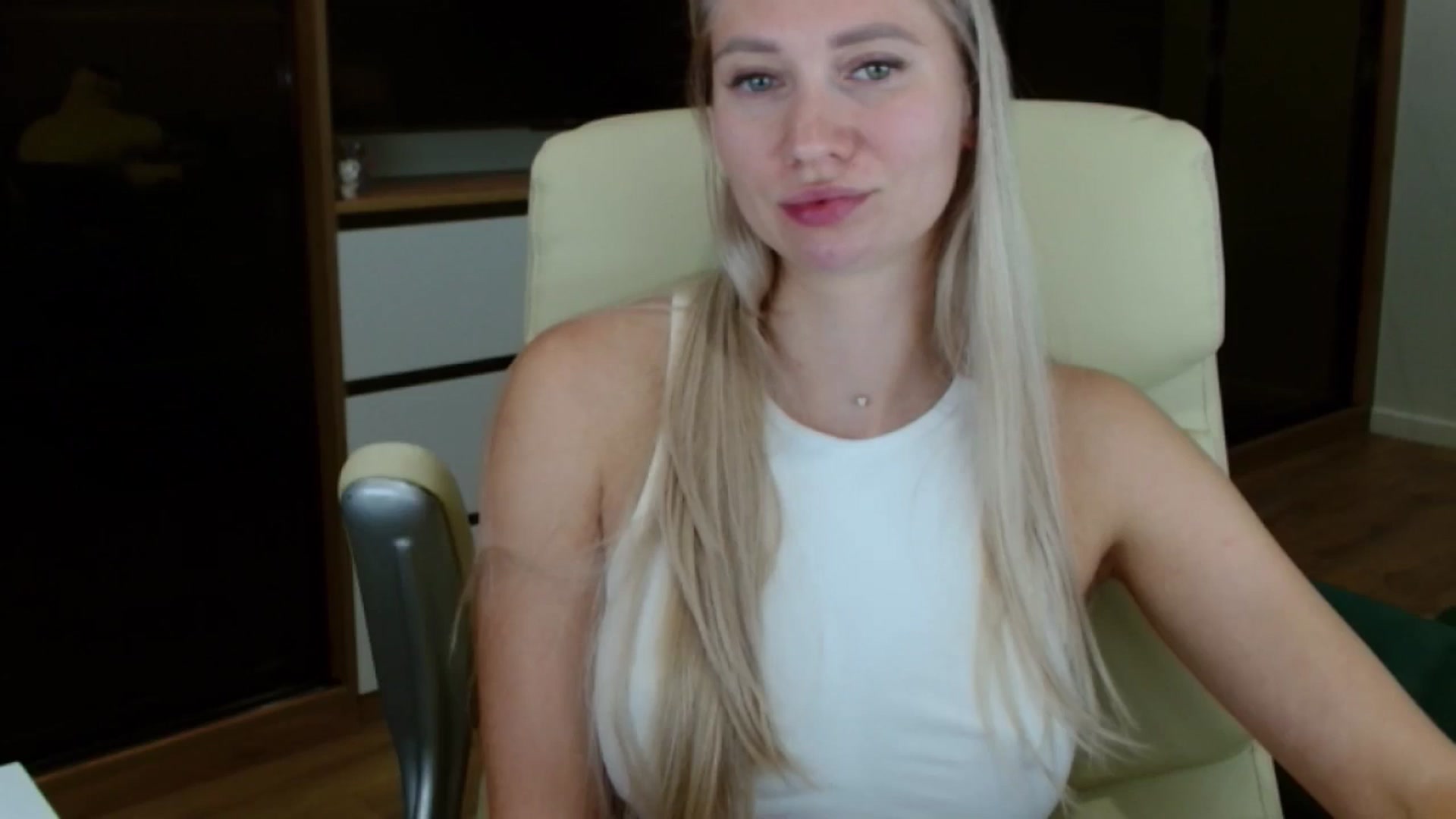 Gallery image thumbnail from Miss_Sylvia's myfreecams stream on, 09/02/2025, 18:38 image 13 of 20