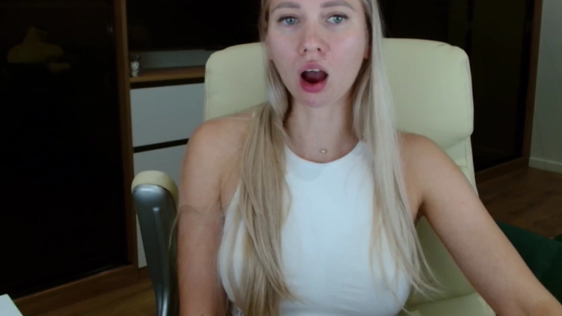 Gallery image thumbnail from Miss_Sylvia's myfreecams stream on, 09/02/2025, 18:38 image 7 of 20