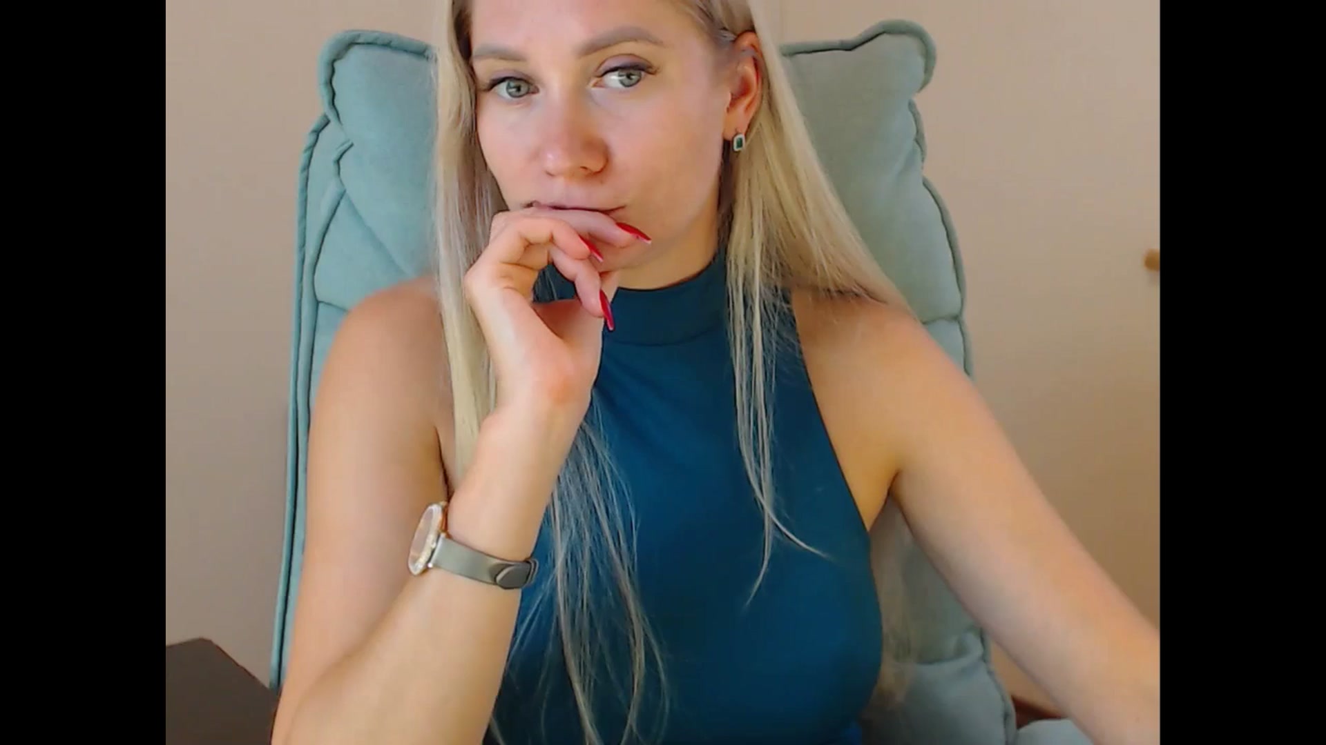 Gallery image thumbnail from Miss_Sylvia's myfreecams stream on, 09/04/2025, 15:19 image 18 of 20