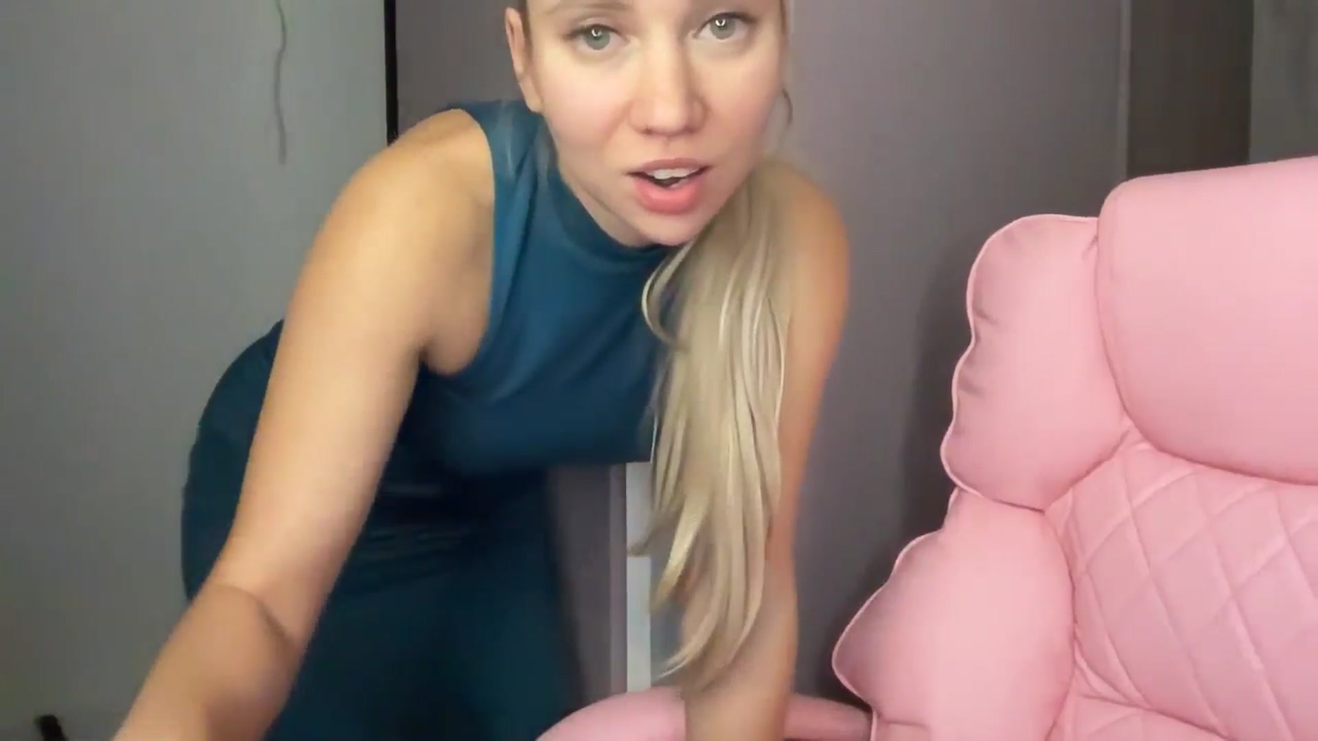 Gallery image thumbnail from Miss_Sylvia's myfreecams stream on, 09/07/2025, 18:47 image 19 of 20