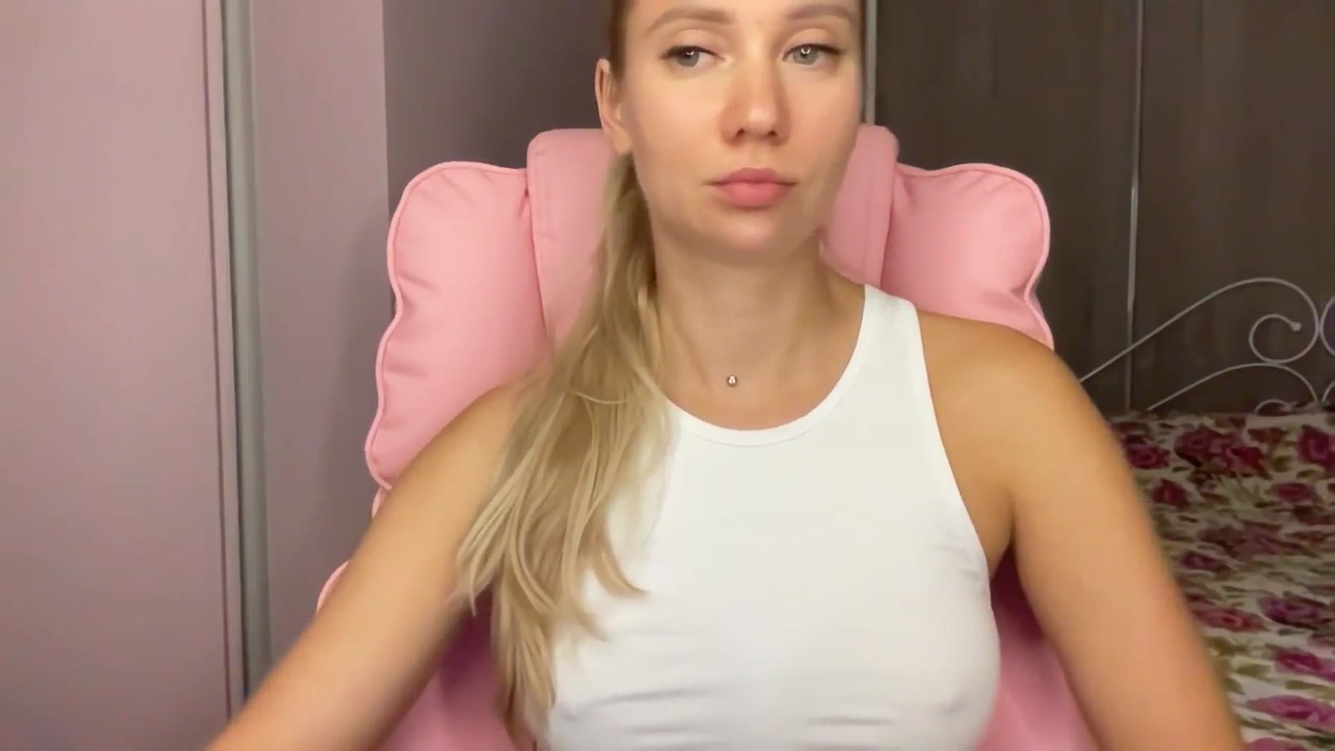 Gallery image thumbnail from Miss_Sylvia's myfreecams stream on, 09/08/2025, 17:10 image 10 of 20
