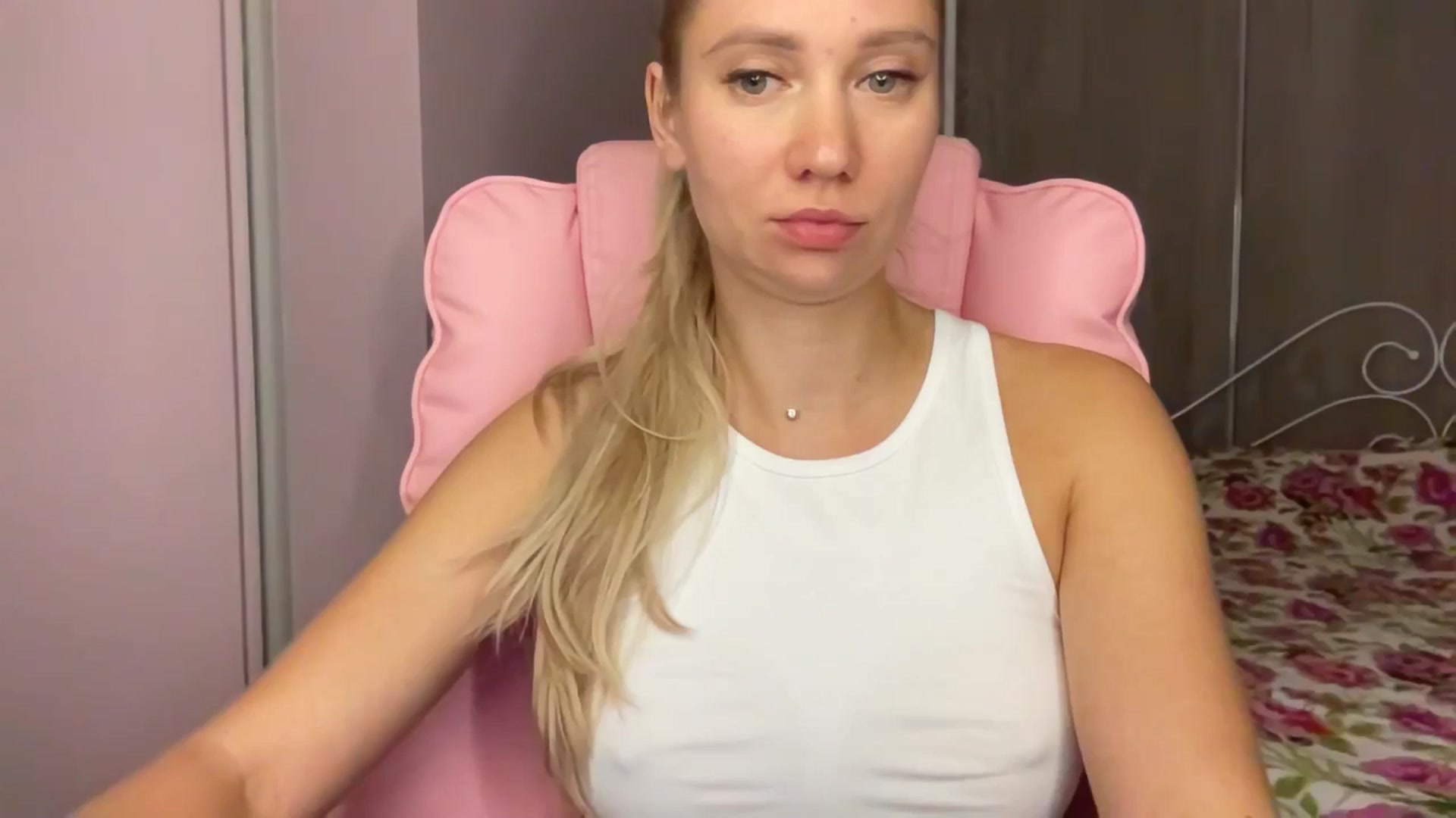 Gallery image thumbnail from Miss_Sylvia's myfreecams stream on, 09/08/2025, 17:10 image 8 of 20