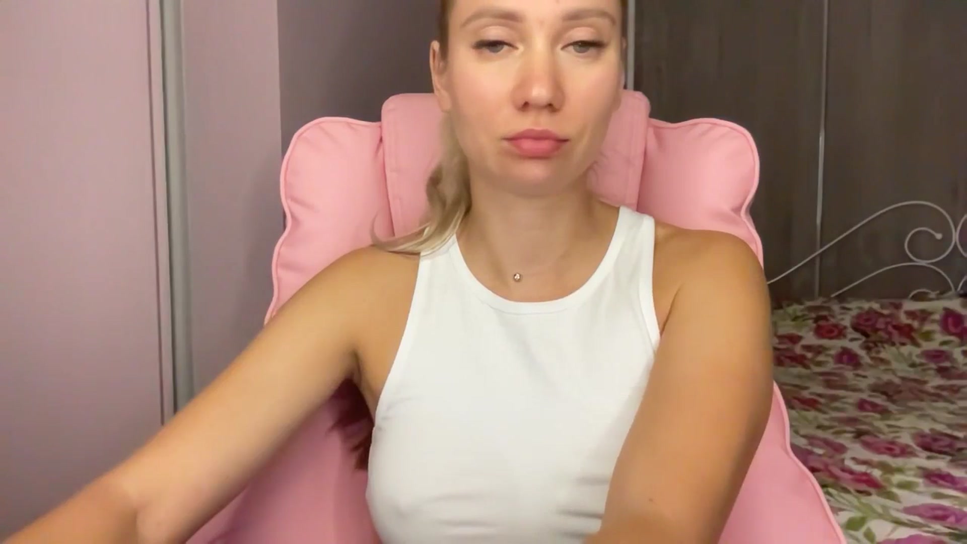 Gallery image thumbnail from Miss_Sylvia's myfreecams stream on, 09/08/2025, 17:10 image 5 of 20