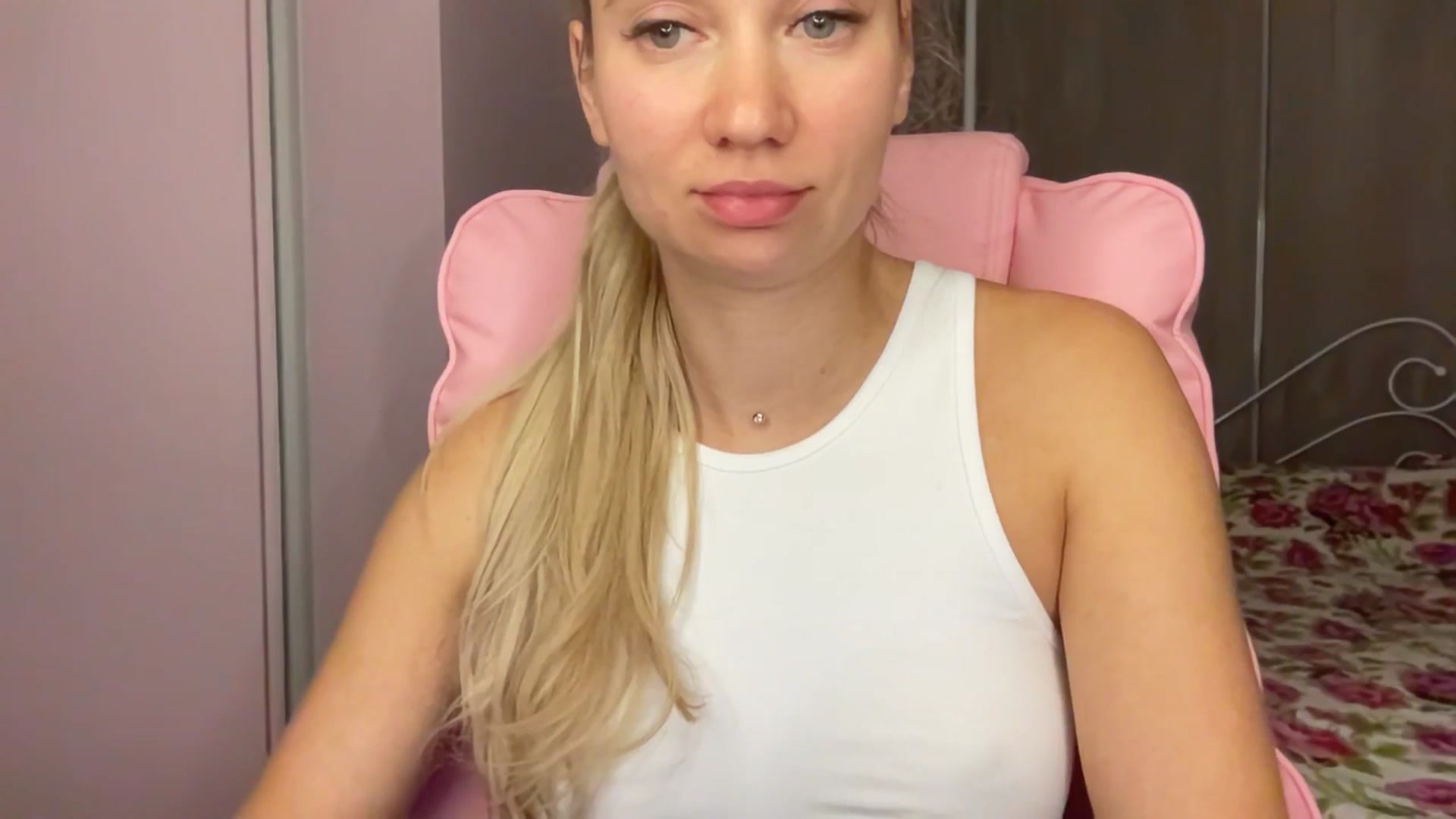 Gallery image thumbnail from Miss_Sylvia's myfreecams stream on, 09/08/2025, 18:09 image 2 of 20