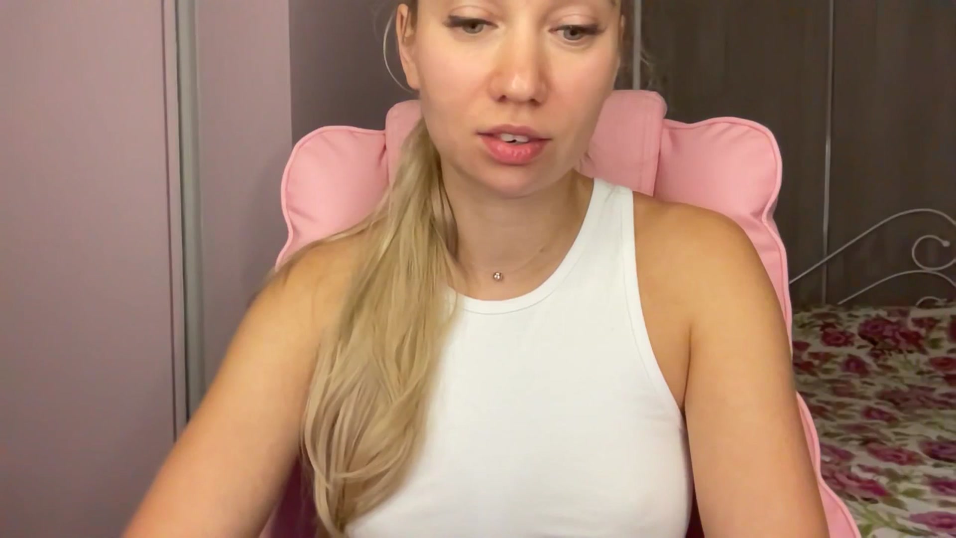 Gallery image thumbnail from Miss_Sylvia's myfreecams stream on, 09/08/2025, 18:09 image 8 of 20