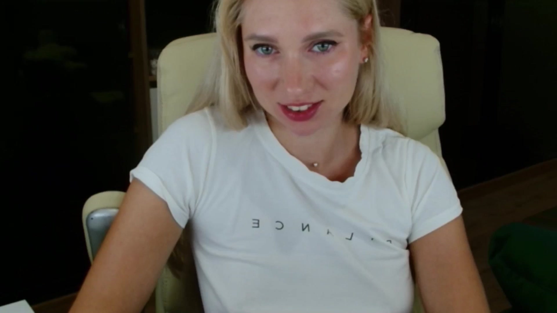 Gallery image thumbnail from Miss_Sylvia's myfreecams stream on, 10/03/2025, 19:17 image 18 of 20