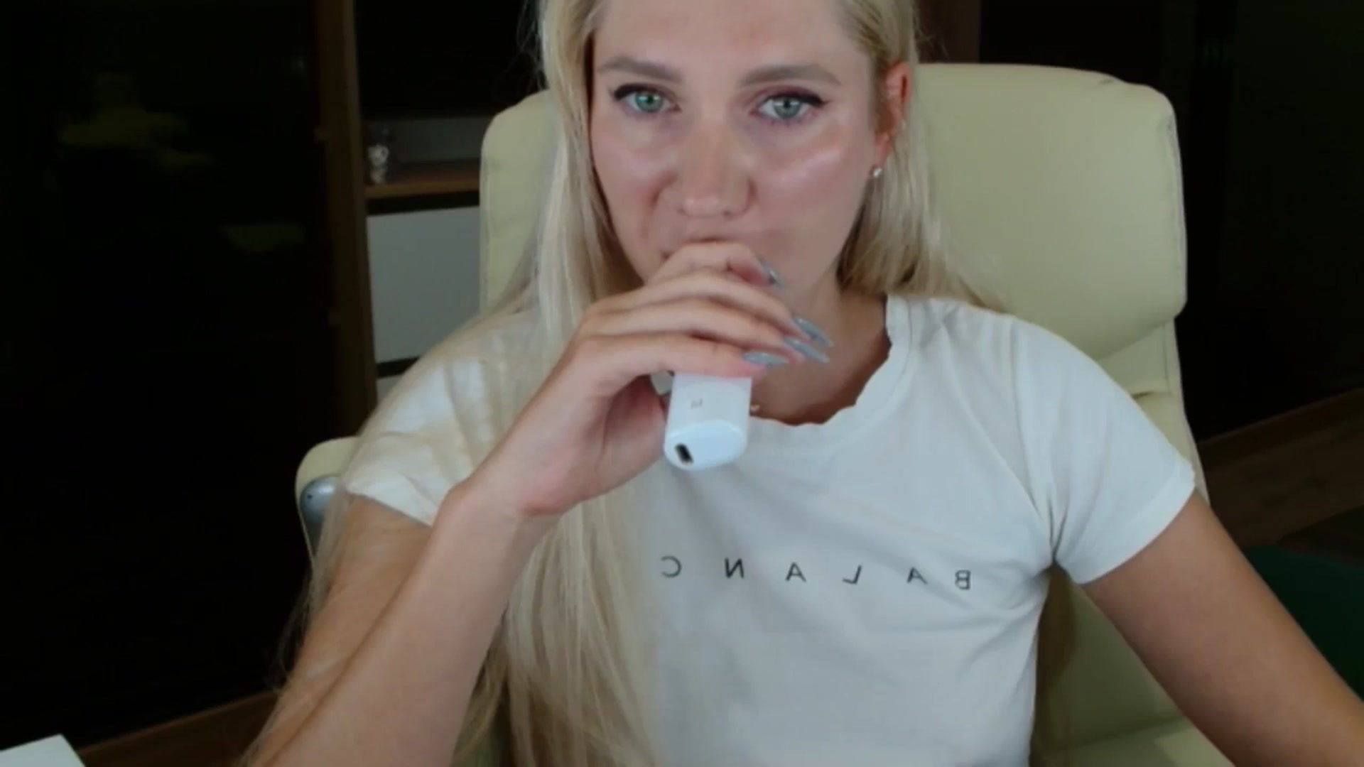 Gallery image thumbnail from Miss_Sylvia's myfreecams stream on, 10/03/2025, 19:17 image 15 of 20