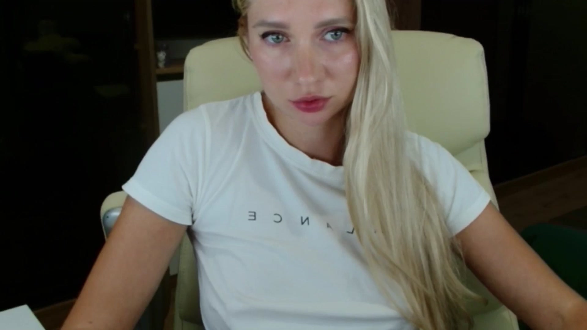 Gallery image thumbnail from Miss_Sylvia's myfreecams stream on, 10/03/2025, 19:57 image 3 of 20