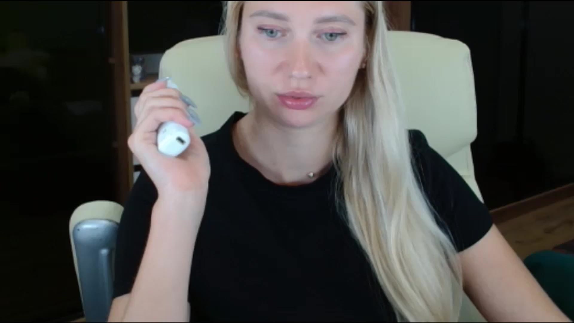 Gallery image thumbnail from Miss_Sylvia's myfreecams stream on, 10/04/2025, 20:00 image 14 of 20