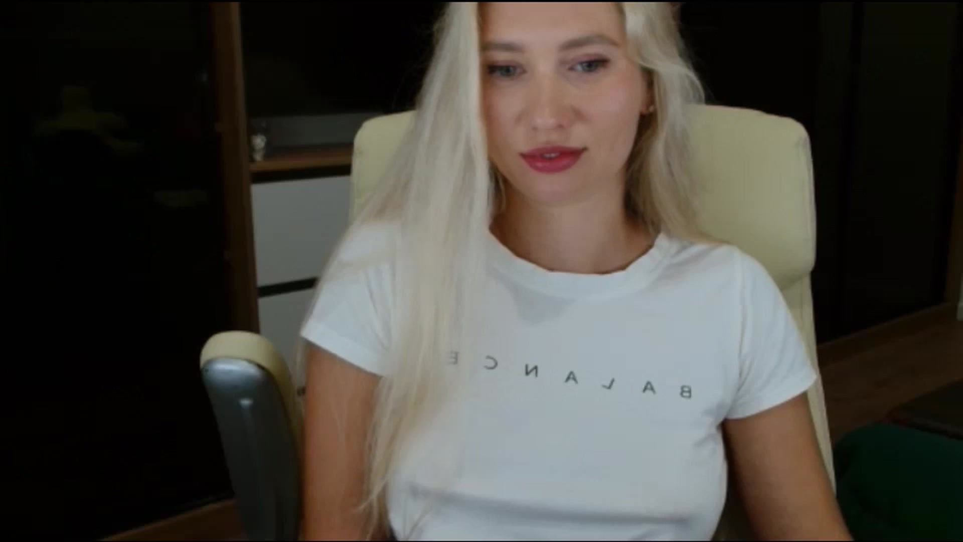 Gallery image thumbnail from Miss_Sylvia's myfreecams stream on, 10/05/2025, 19:48 image 13 of 20