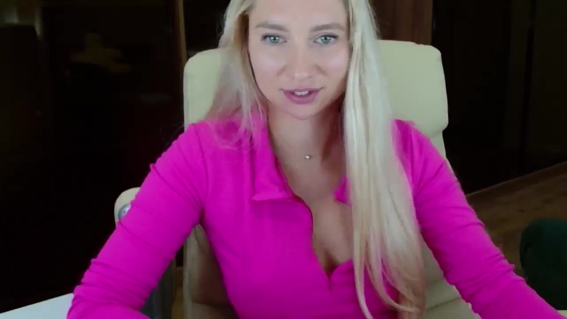 Gallery image thumbnail from Miss_Sylvia's myfreecams stream on, 10/07/2025, 18:55 image 19 of 20
