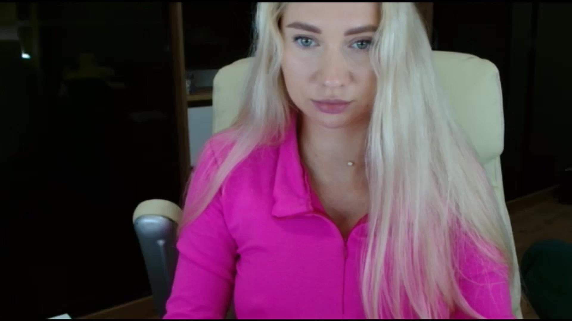 Gallery image thumbnail from Miss_Sylvia's myfreecams stream on, 10/10/2025, 20:18 image 1 of 20