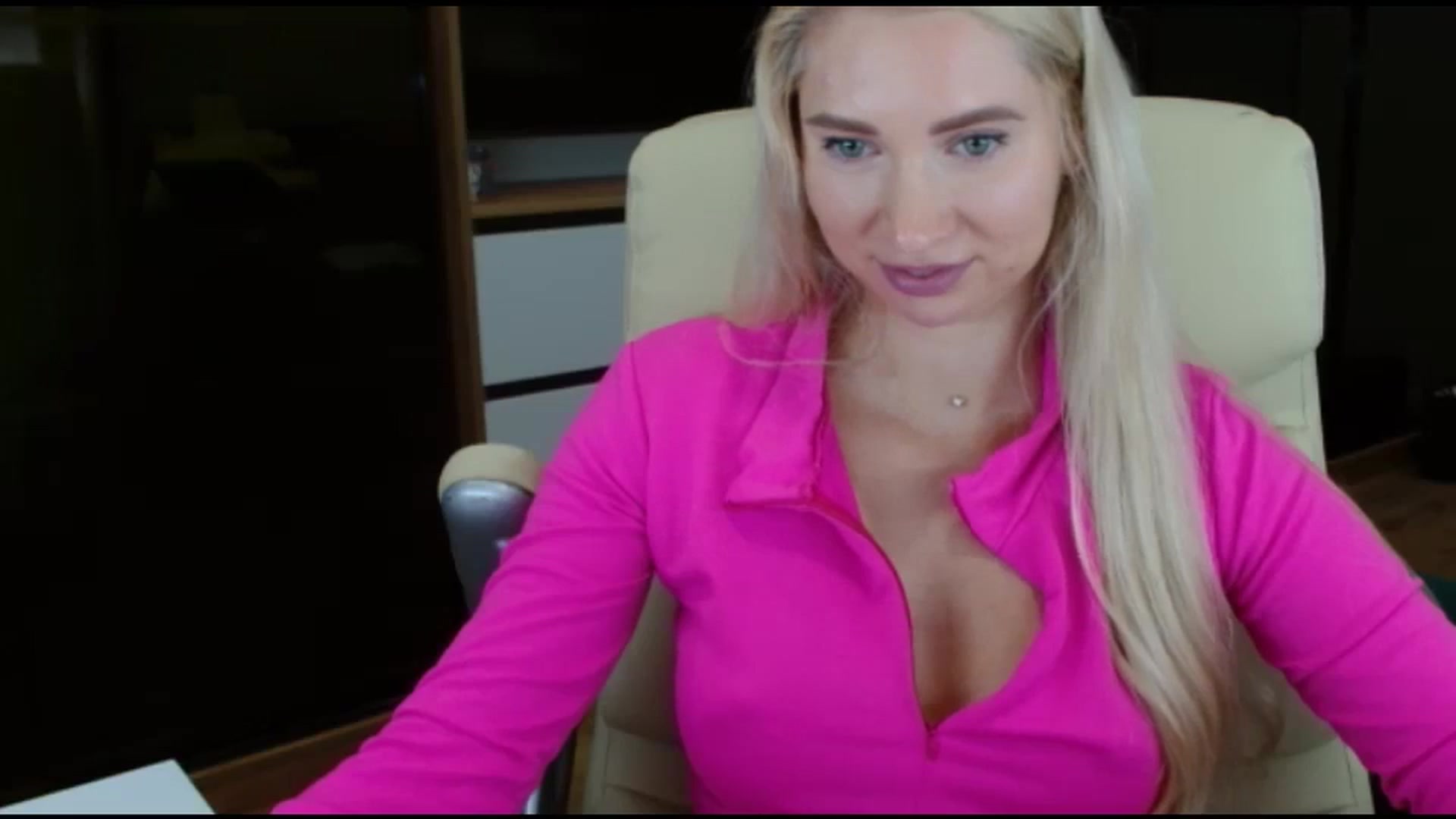Gallery image thumbnail from Miss_Sylvia's myfreecams stream on, 10/10/2025, 20:18 image 17 of 20