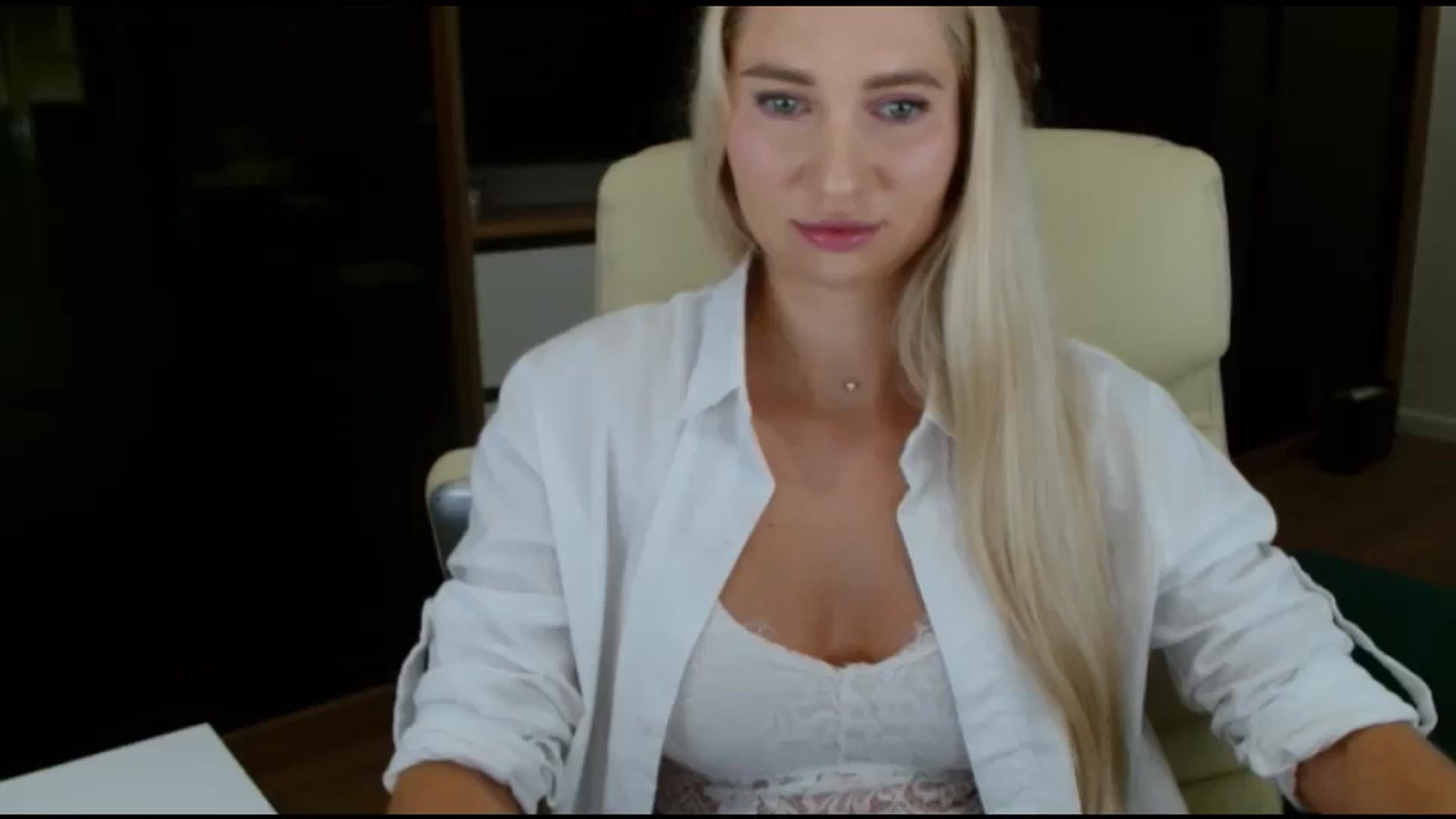 Gallery image thumbnail from Miss_Sylvia's myfreecams stream on, 10/11/2025, 17:10 image 9 of 20