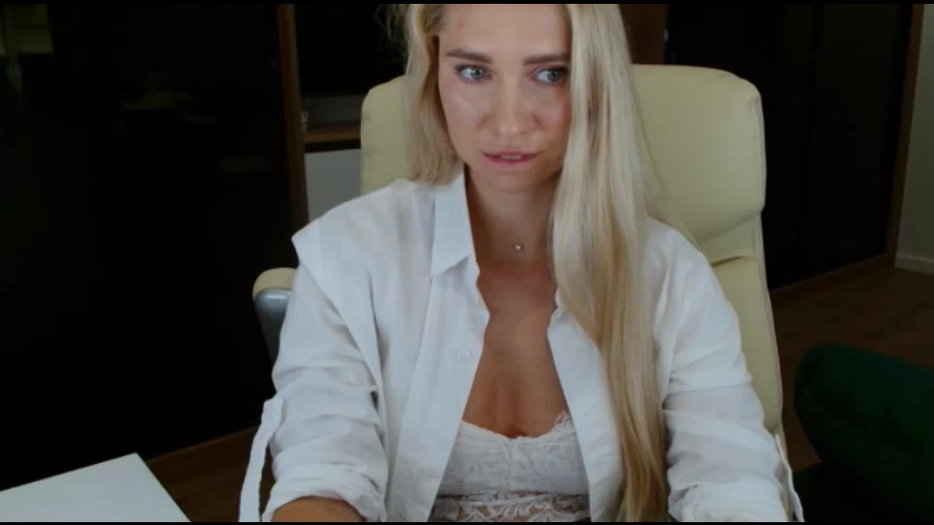 Gallery image thumbnail from Miss_Sylvia's myfreecams stream on, 10/11/2025, 20:39 image 18 of 20