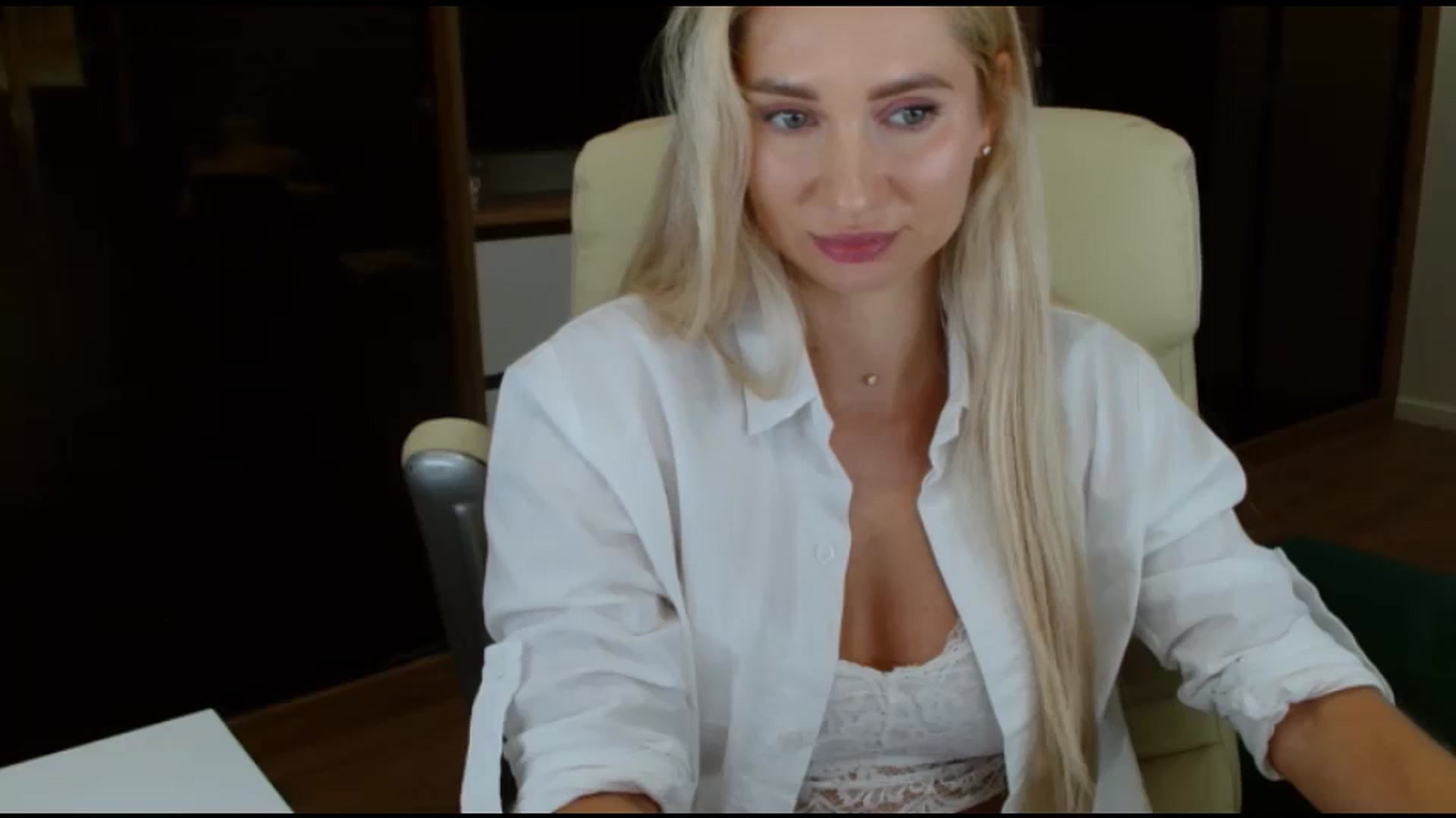 Gallery image thumbnail from Miss_Sylvia's myfreecams stream on, 10/11/2025, 20:39 image 16 of 20