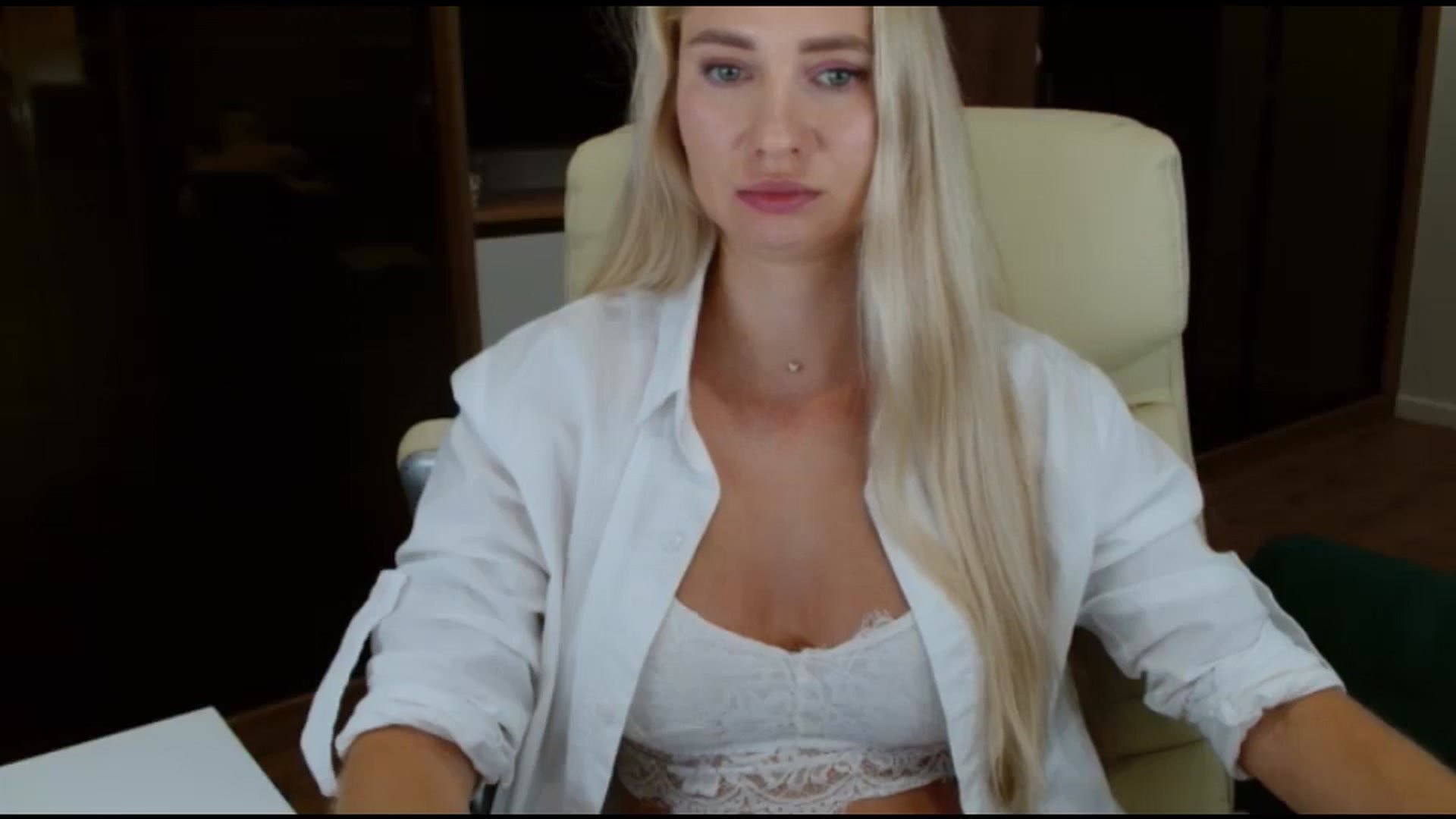 Gallery image thumbnail from Miss_Sylvia's myfreecams stream on, 10/11/2025, 20:39 image 19 of 20