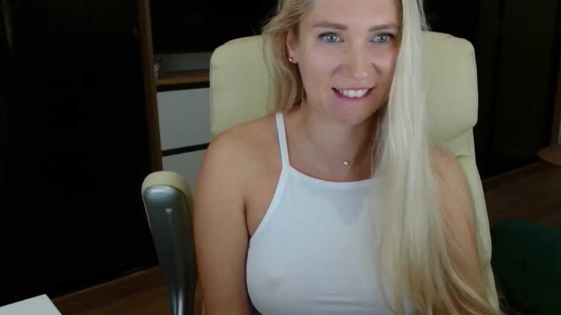 Gallery image thumbnail from Miss_Sylvia's myfreecams stream on, 10/14/2025, 20:24 image 20 of 20
