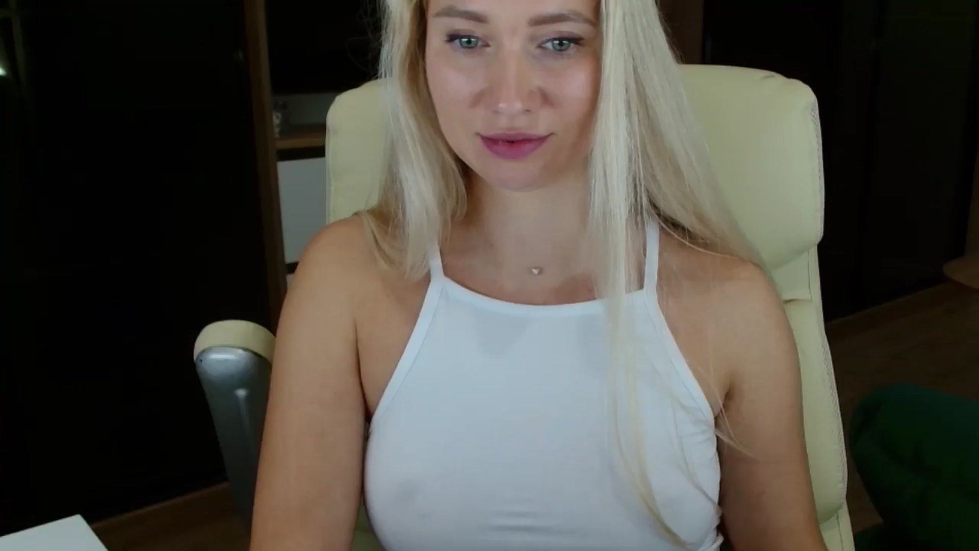 Gallery image thumbnail from Miss_Sylvia's myfreecams stream on, 10/14/2025, 20:24 image 3 of 20