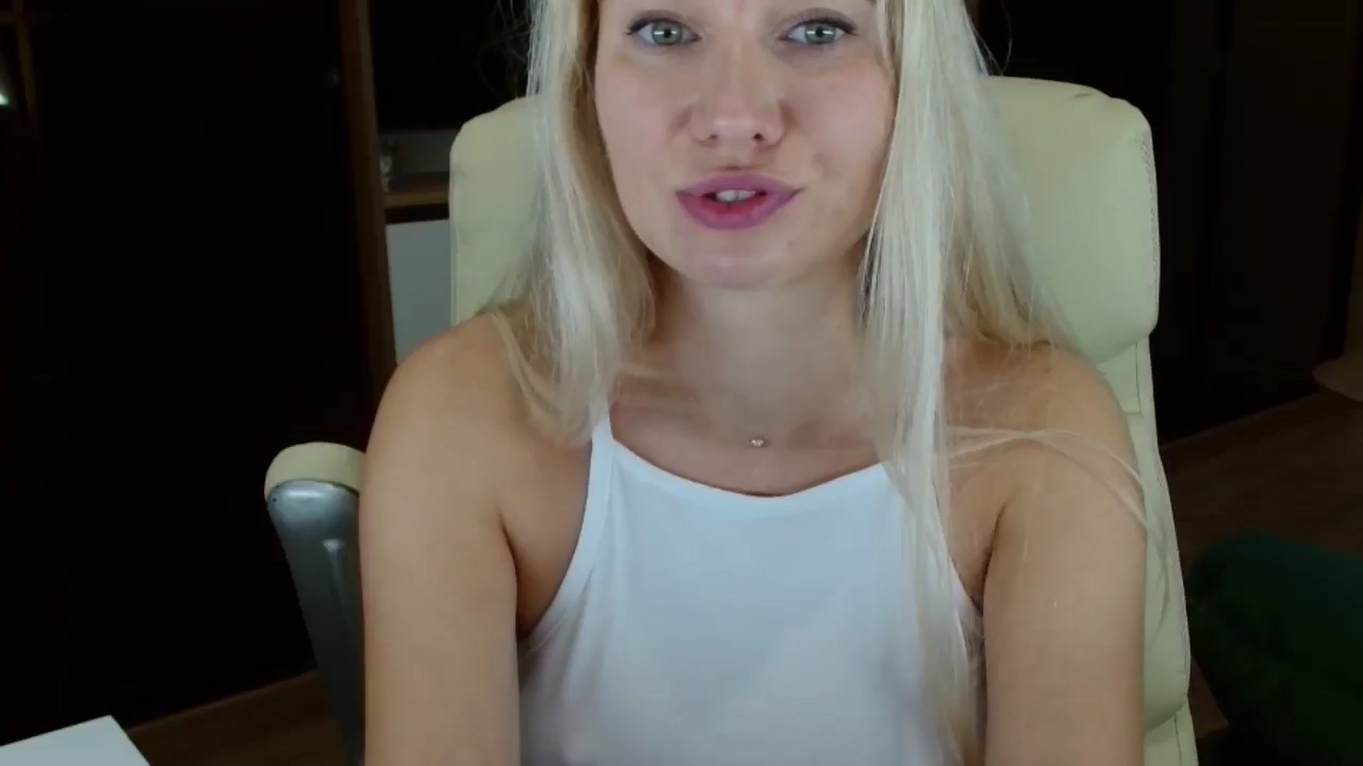 Gallery image thumbnail from Miss_Sylvia's myfreecams stream on, 10/14/2025, 20:24 image 1 of 20