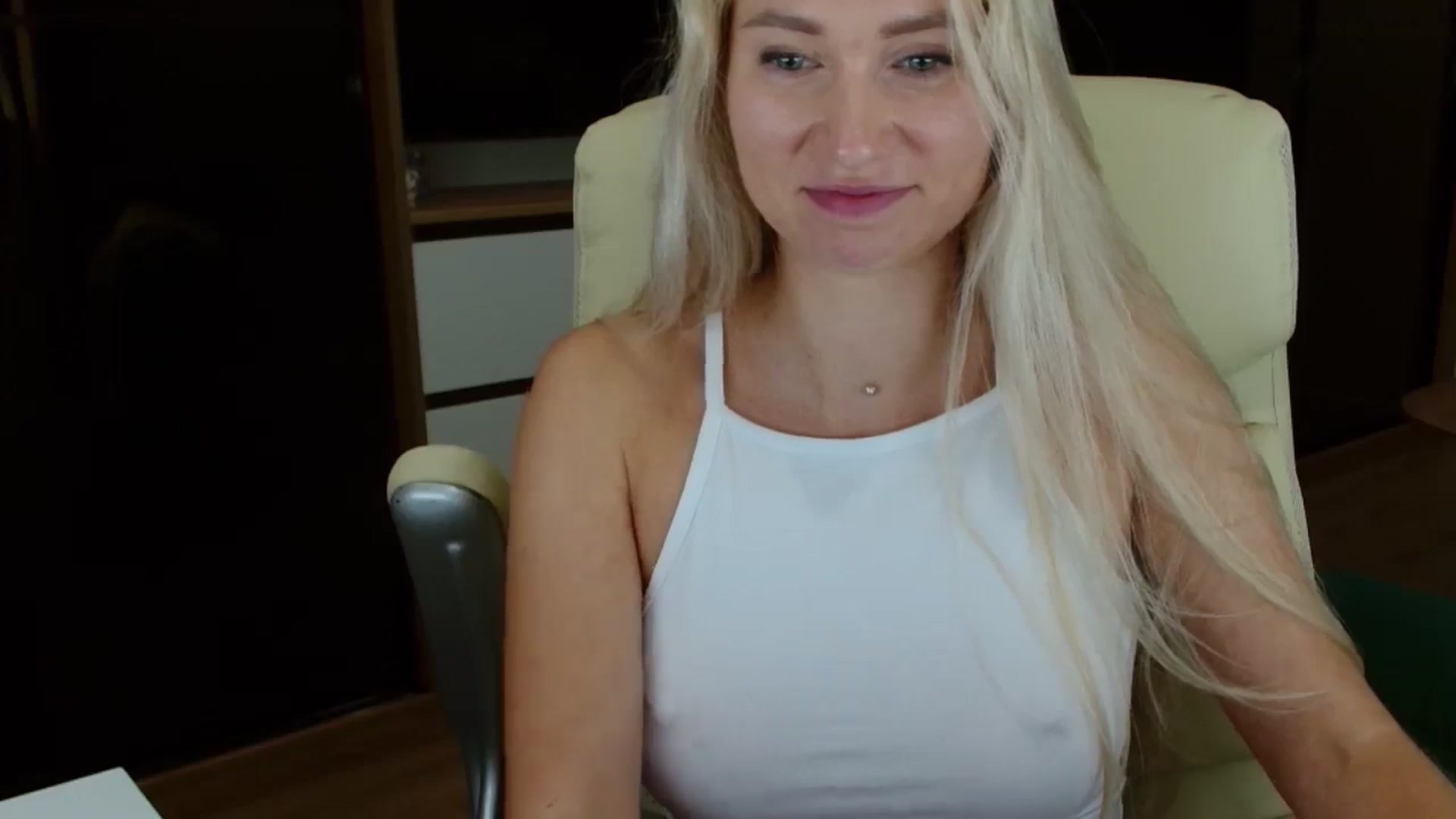 Gallery image thumbnail from Miss_Sylvia's myfreecams stream on, 10/14/2025, 21:09 image 2 of 20