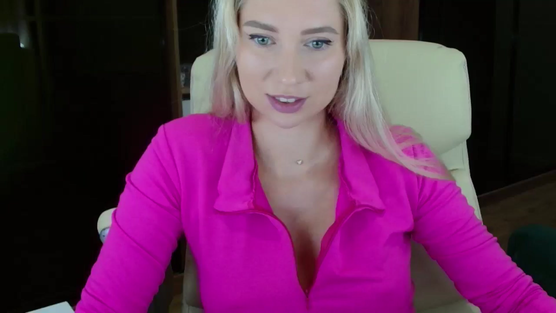 Gallery image thumbnail from Miss_Sylvia's myfreecams stream on, 10/15/2025, 18:44 image 2 of 20