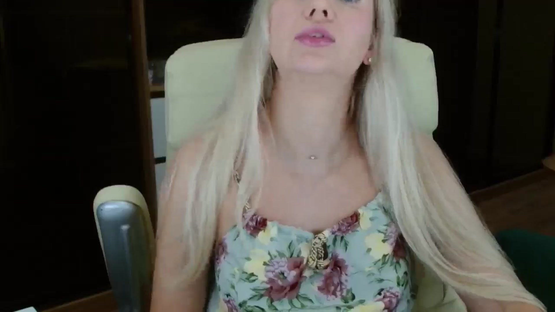 Gallery image thumbnail from Miss_Sylvia's myfreecams stream on, 10/16/2025, 18:36 image 12 of 20