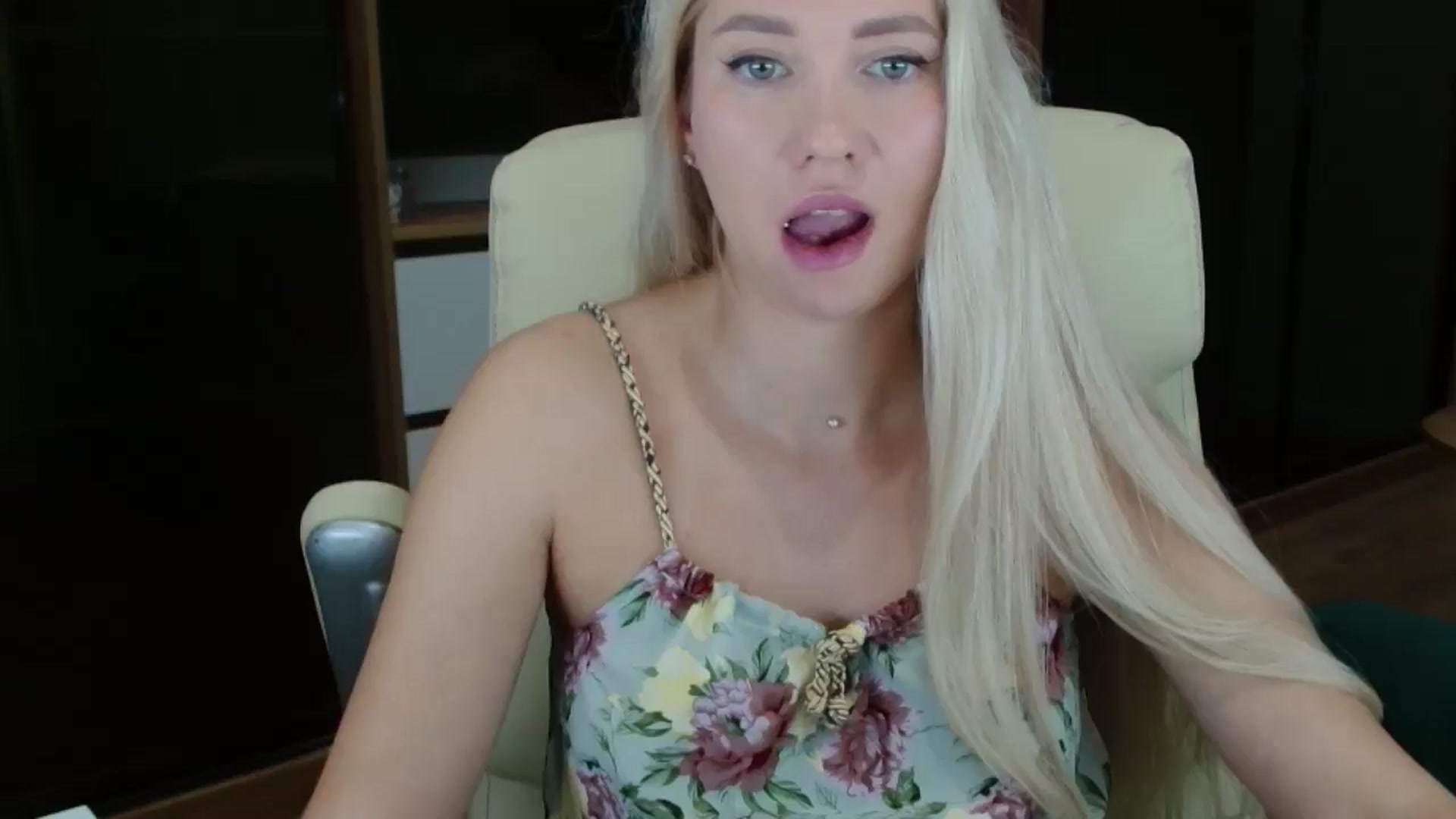 Gallery image thumbnail from Miss_Sylvia's myfreecams stream on, 10/16/2025, 18:36 image 18 of 20