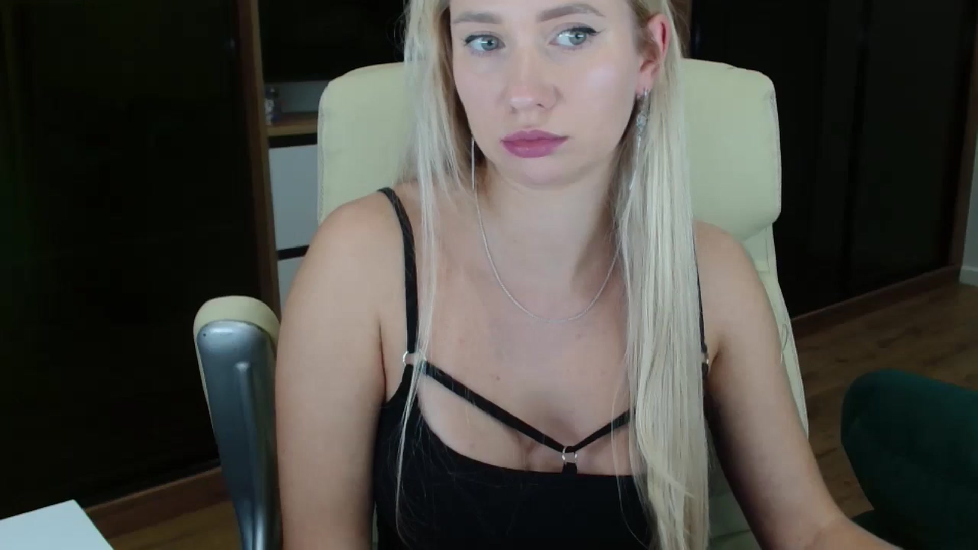 Gallery image thumbnail from Miss_Sylvia's myfreecams stream on, 10/17/2025, 20:26 image 7 of 20