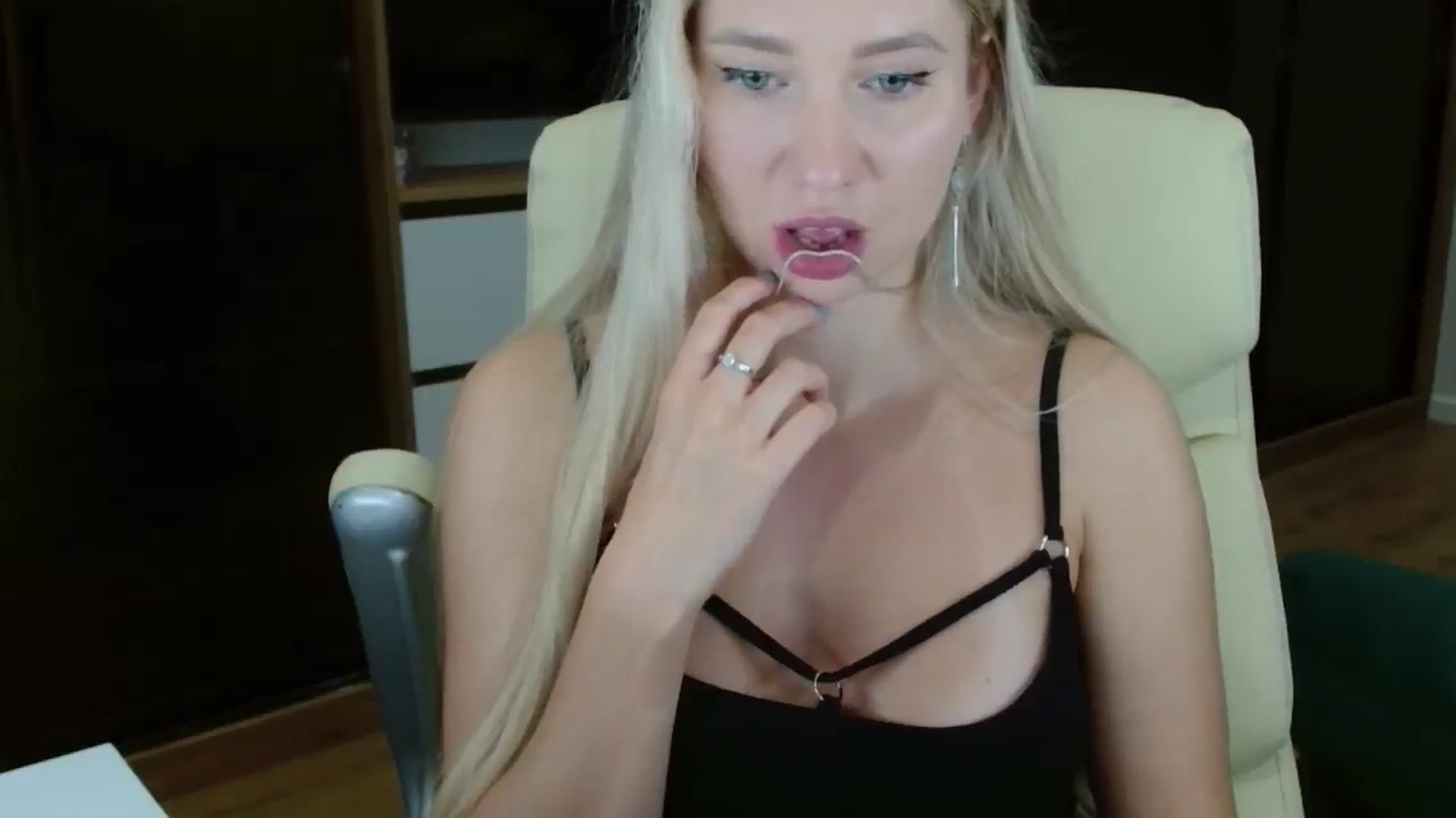 Gallery image thumbnail from Miss_Sylvia's myfreecams stream on, 10/17/2025, 20:26 image 4 of 20