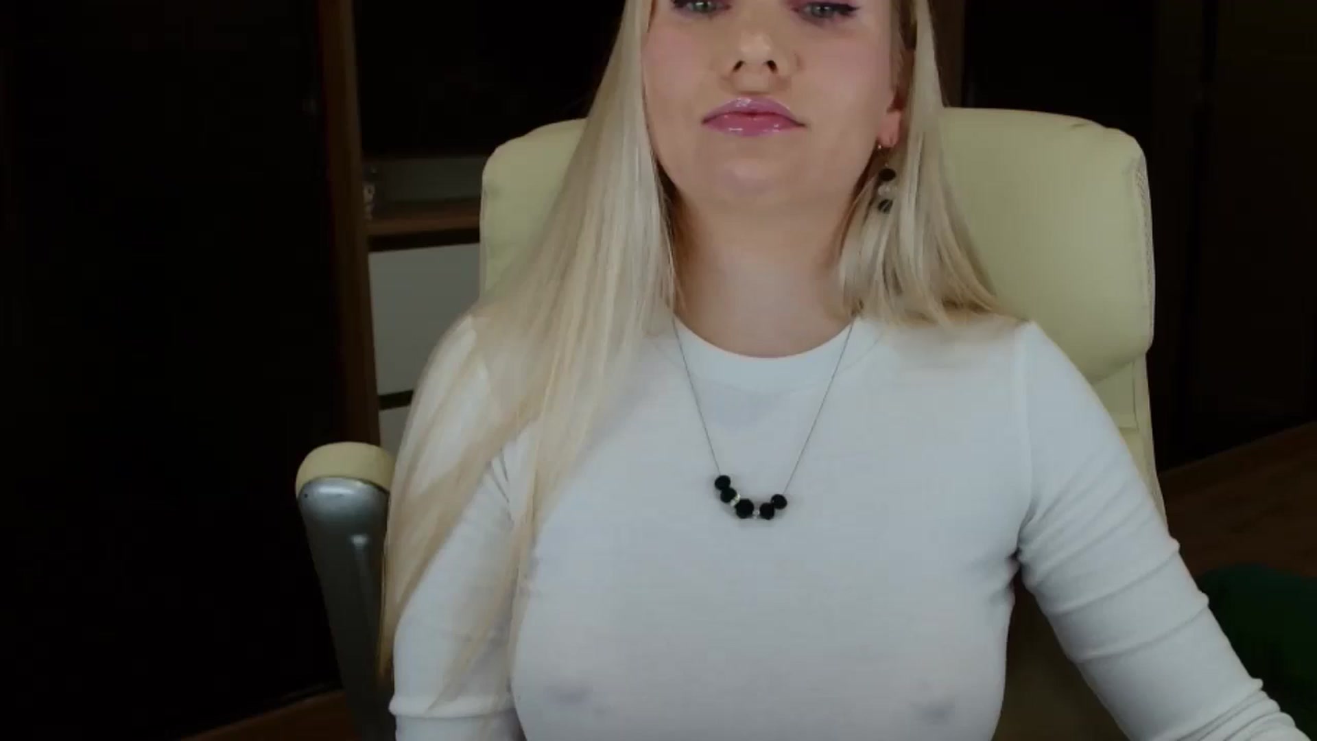 Gallery image thumbnail from Miss_Sylvia's myfreecams stream on, 10/18/2025, 18:22 image 20 of 20