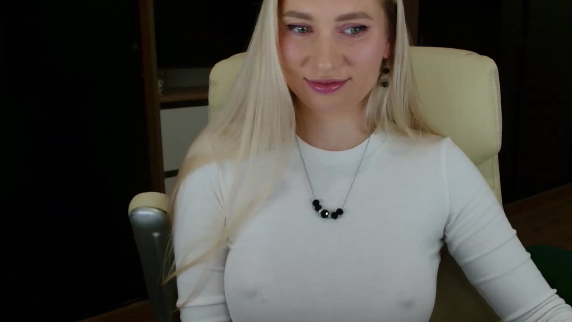 Gallery image thumbnail from Miss_Sylvia's myfreecams stream on, 10/18/2025, 18:22 image 18 of 20