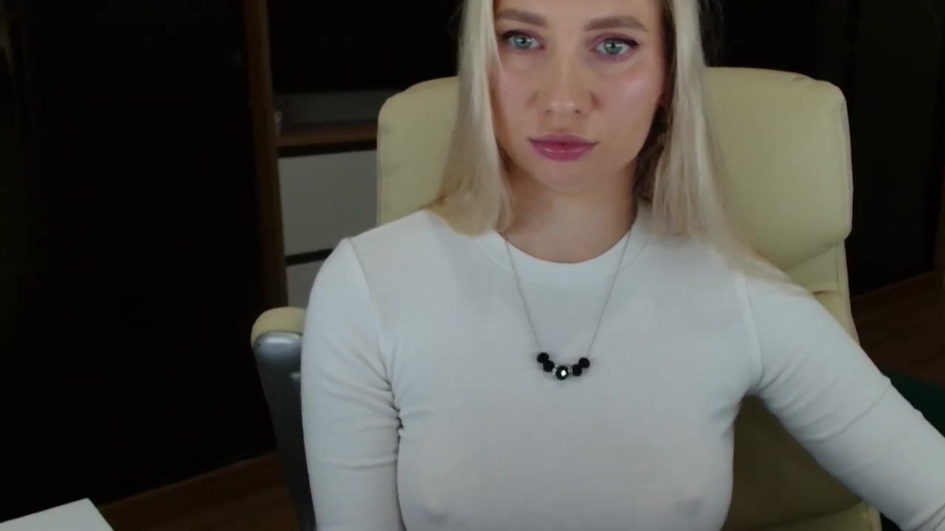Gallery image thumbnail from Miss_Sylvia's myfreecams stream on, 10/18/2025, 20:30 image 5 of 20