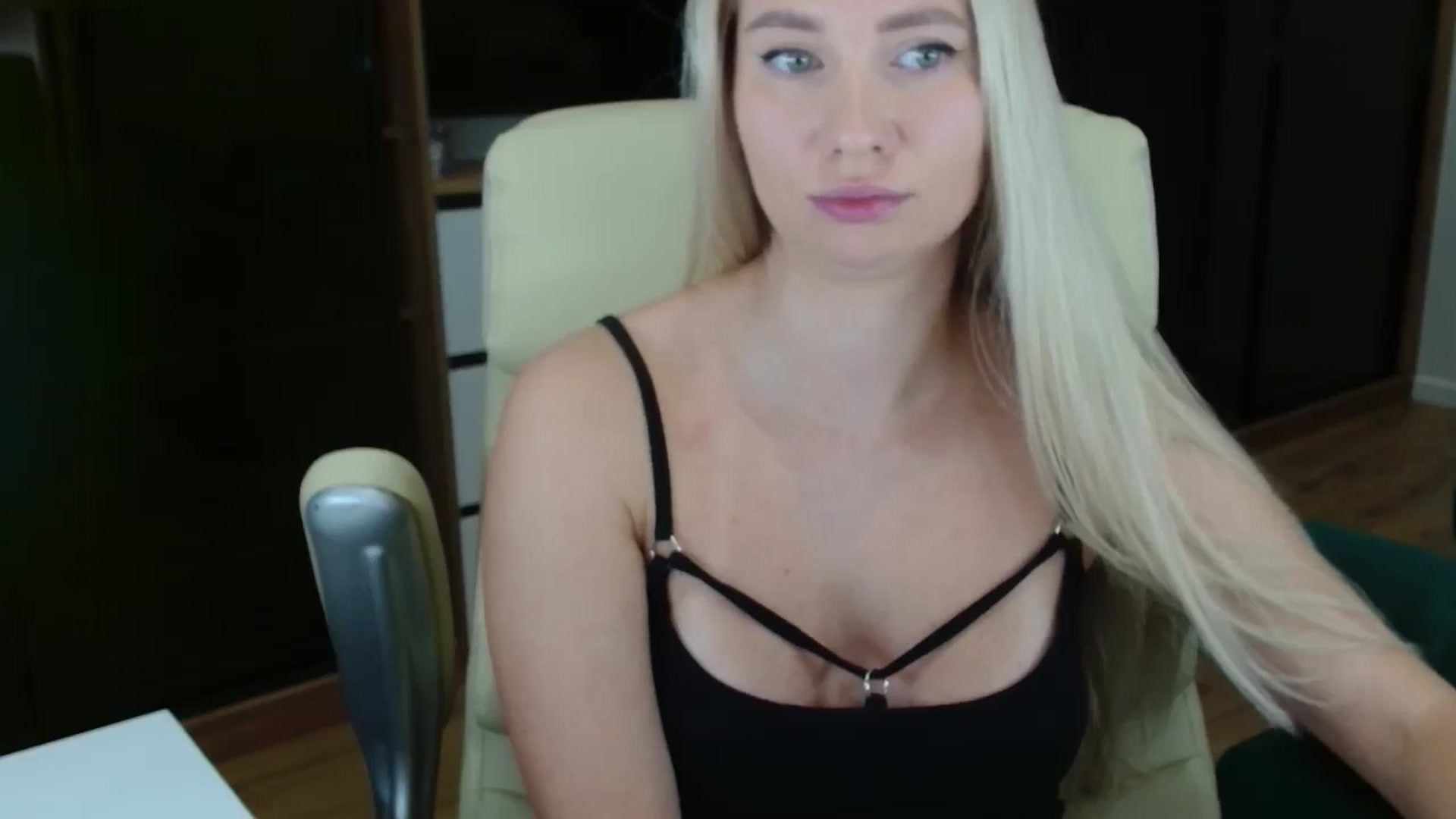 Gallery image thumbnail from Miss_Sylvia's myfreecams stream on, 10/19/2025, 19:59 image 6 of 20