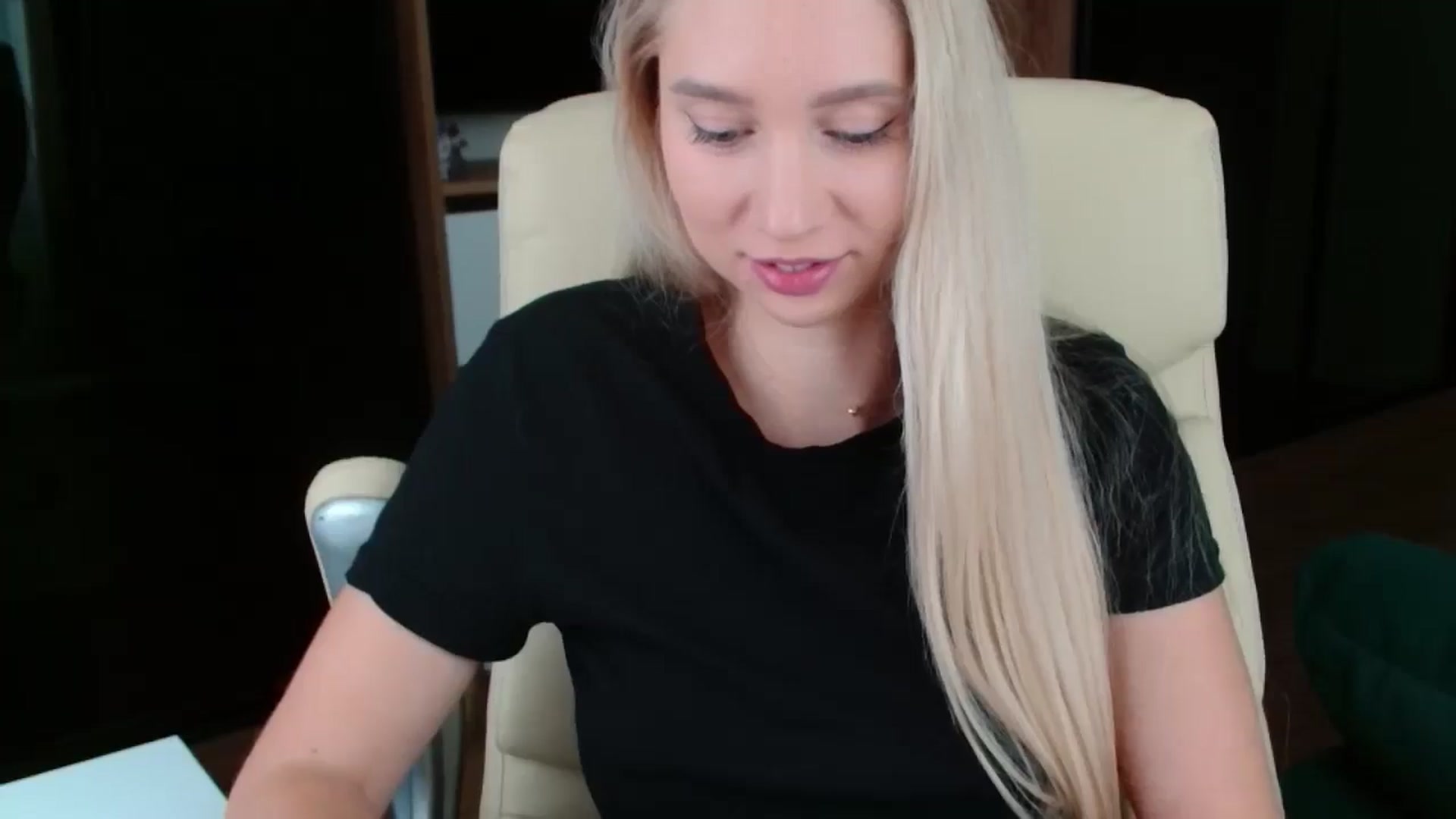 Gallery image thumbnail from Miss_Sylvia's myfreecams stream on, 10/23/2025, 12:21 image 2 of 20
