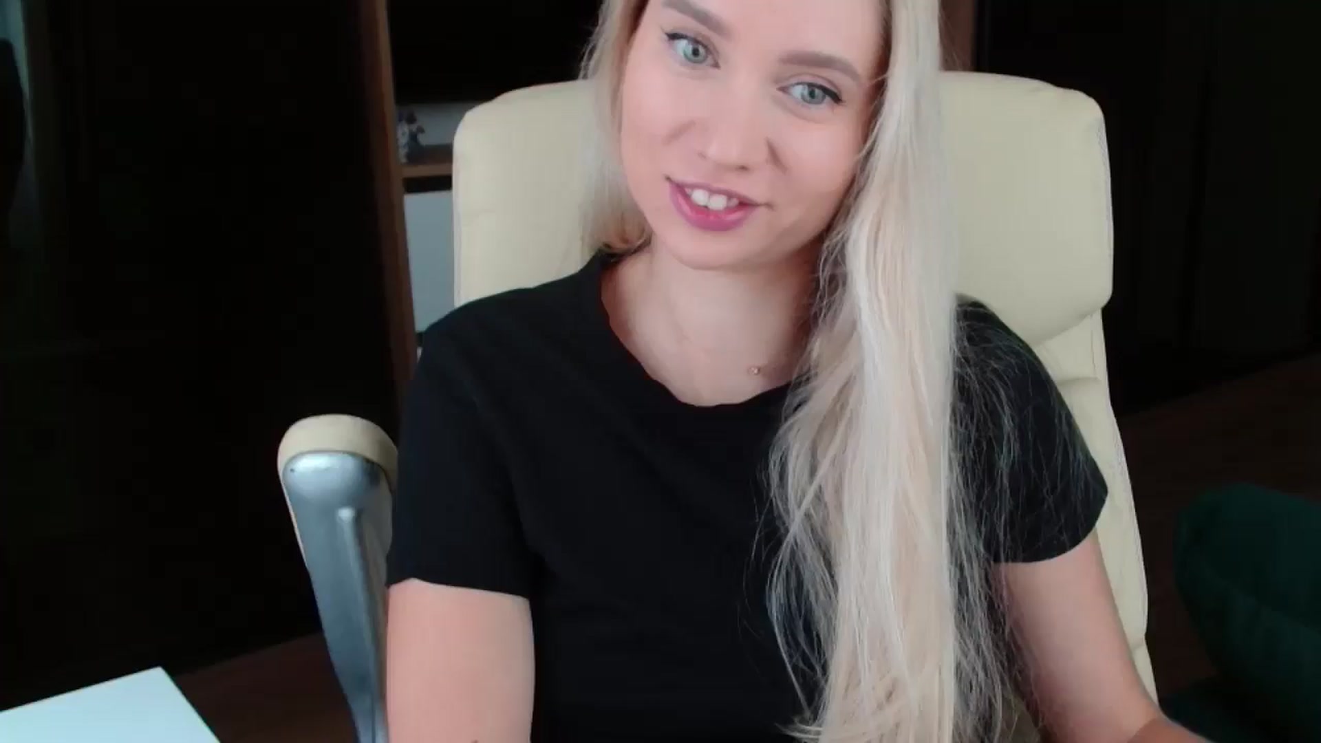 Gallery image thumbnail from Miss_Sylvia's myfreecams stream on, 10/23/2025, 12:21 image 1 of 20