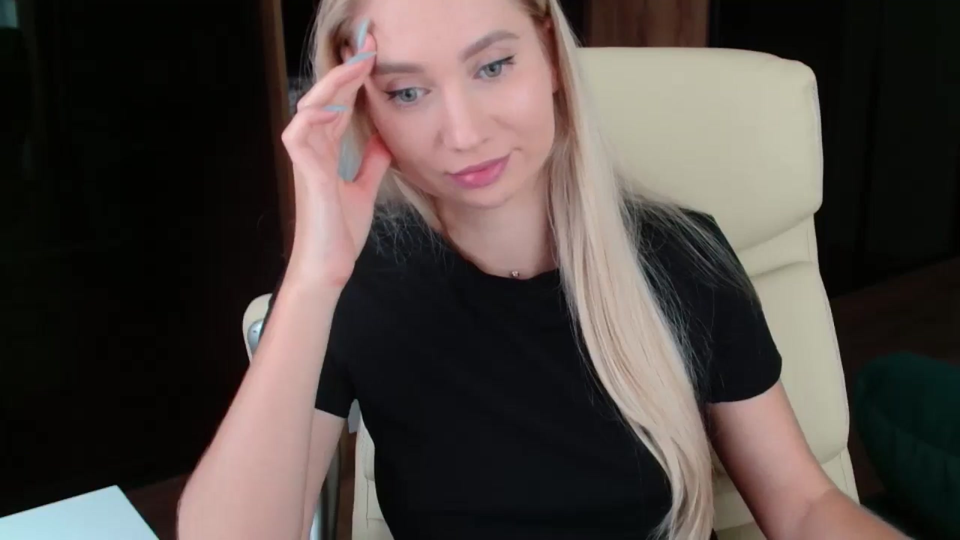 Gallery image thumbnail from Miss_Sylvia's myfreecams stream on, 10/23/2025, 13:33 image 19 of 20