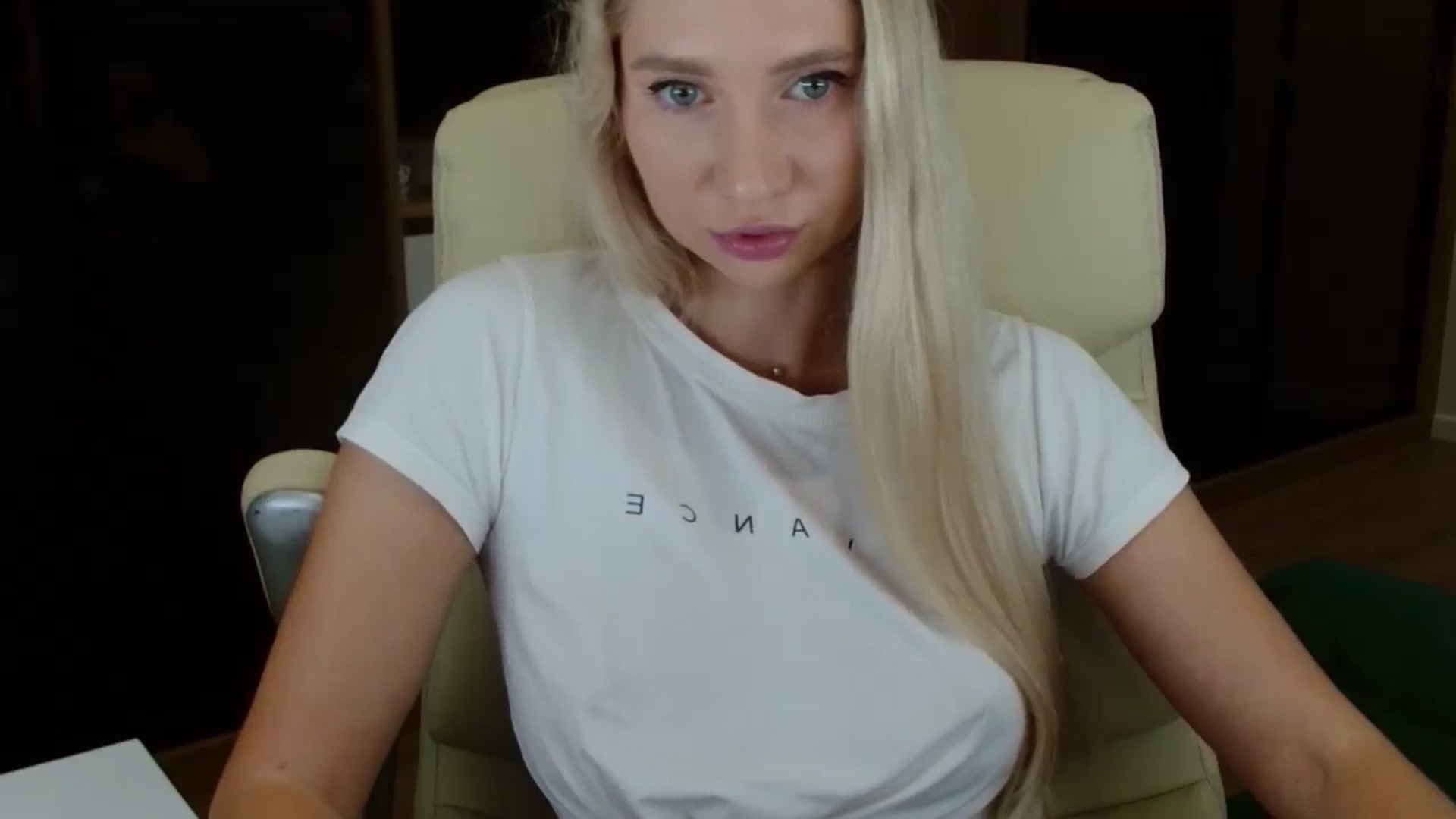 Gallery image thumbnail from Miss_Sylvia's myfreecams stream on, 10/24/2025, 14:27 image 15 of 20