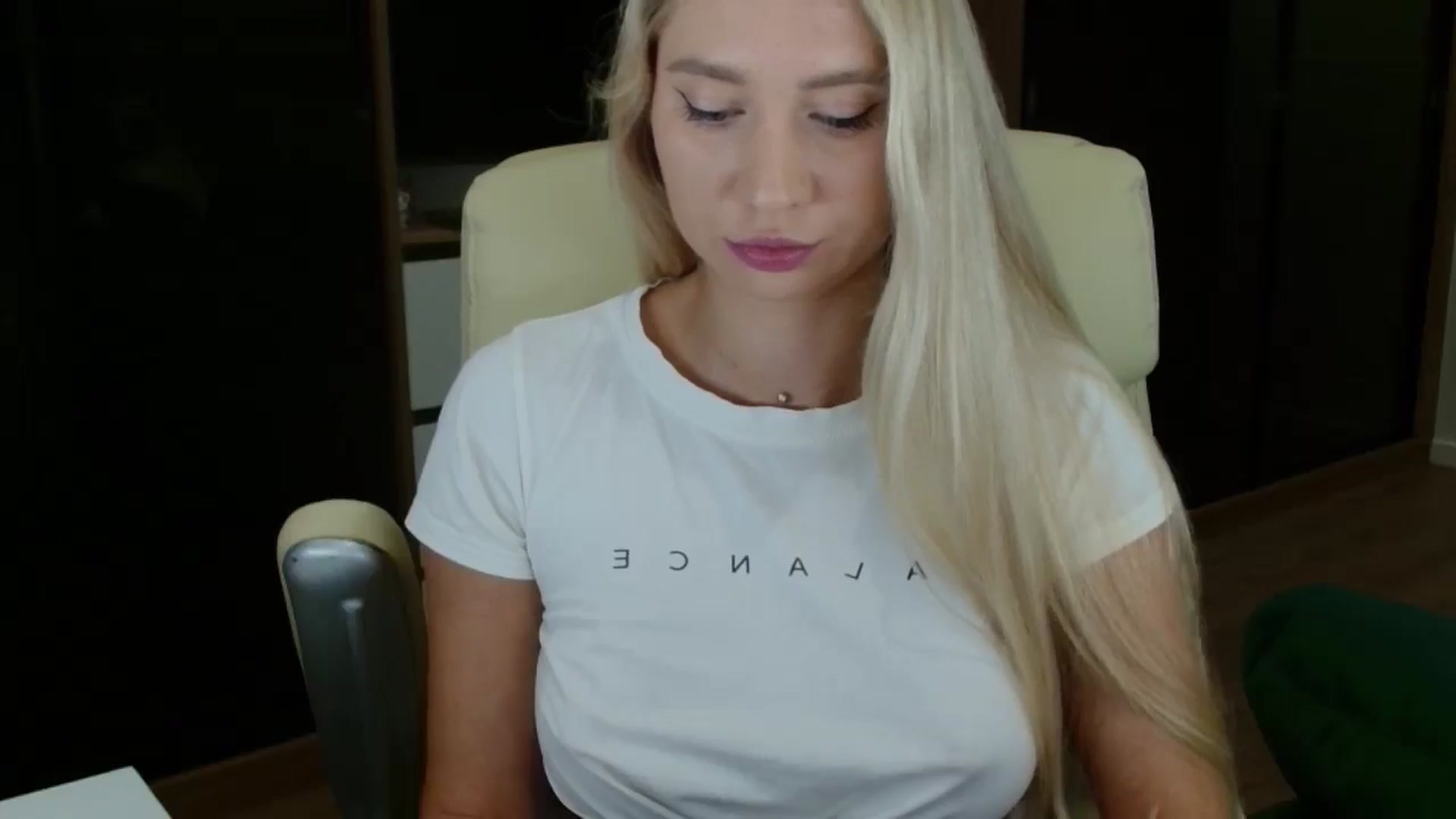 Gallery image thumbnail from Miss_Sylvia's myfreecams stream on, 10/24/2025, 15:16 image 7 of 20